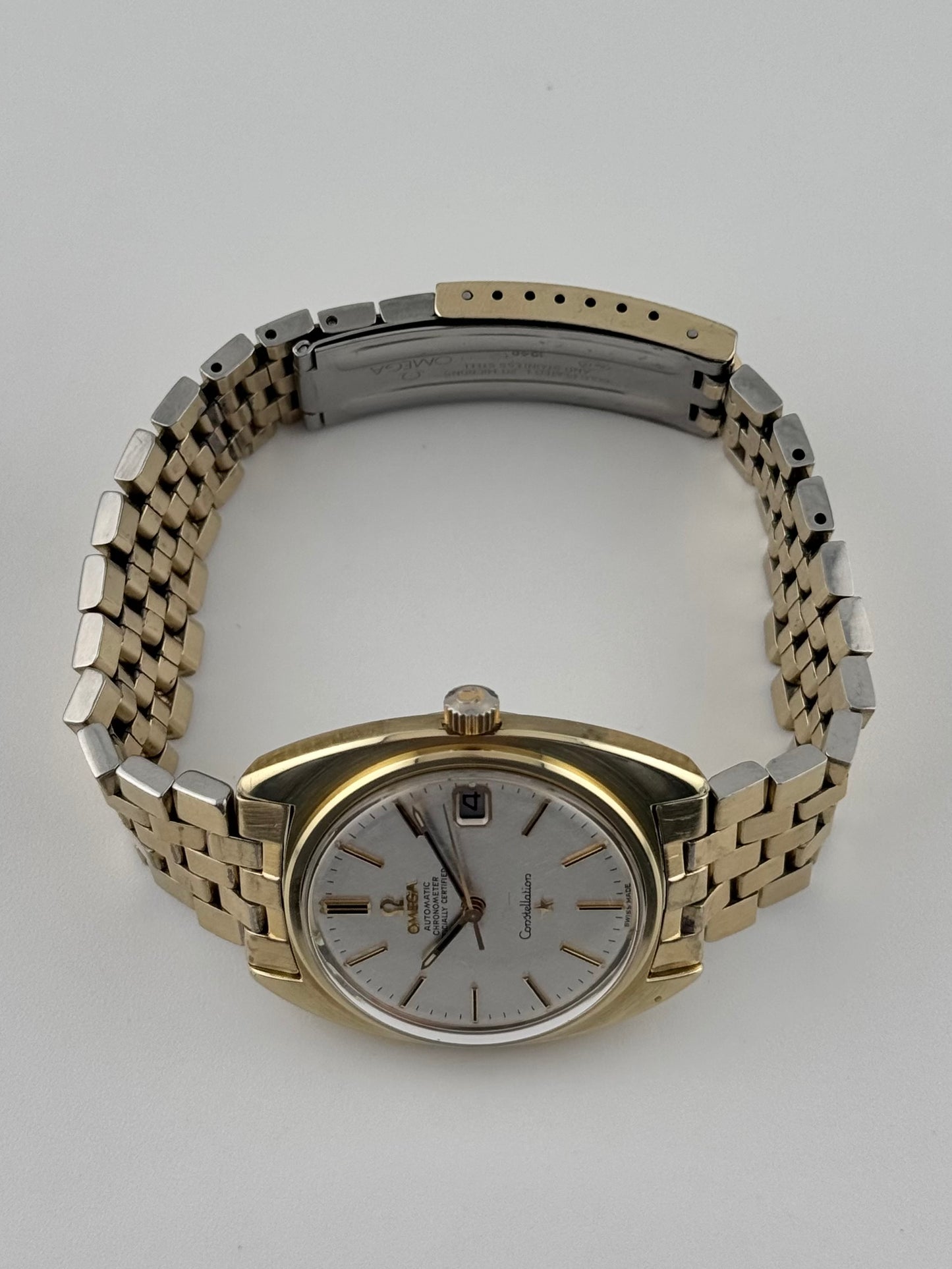 Omega Constellation Chronometer Automatic Date 168.017 - Box and Papers