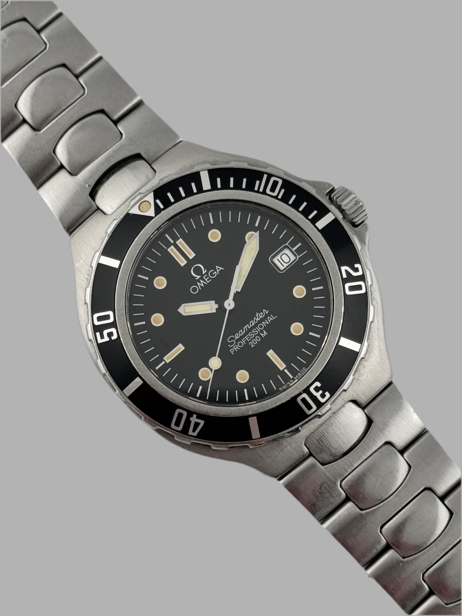 Omega Seamaster 200 Quartz Pre Bond
