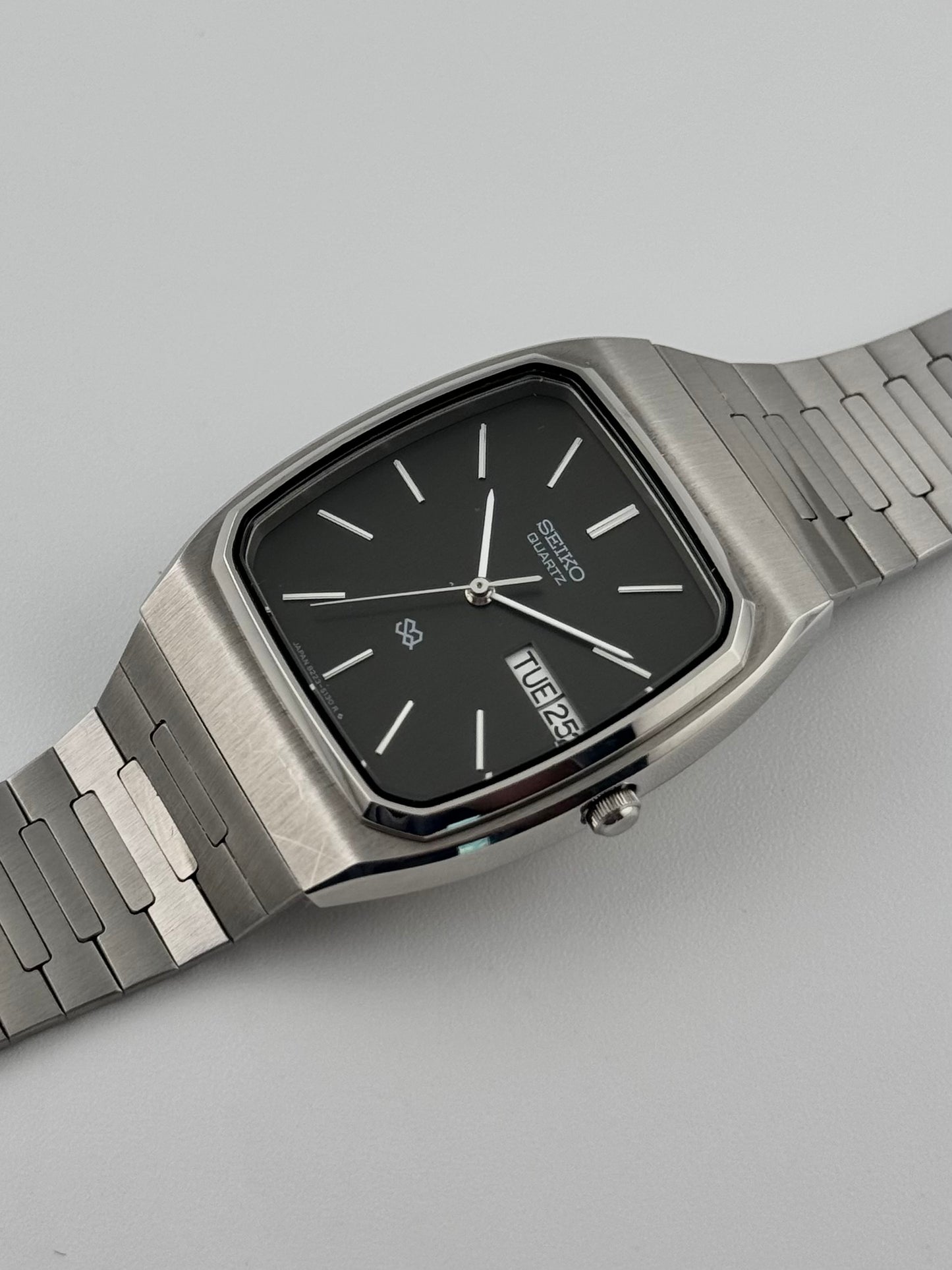 Seiko SQ Quartz - 8223-5130