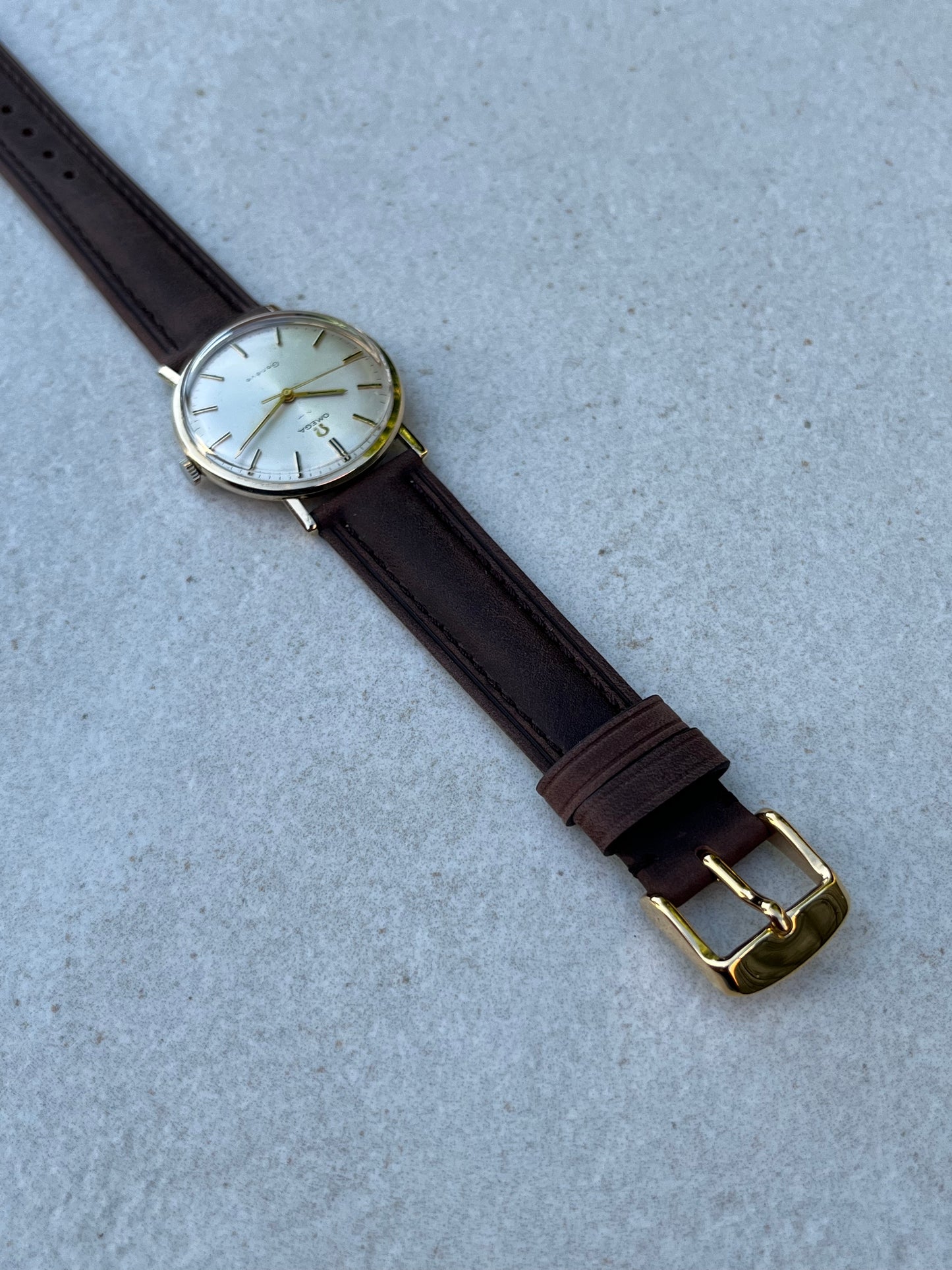 Omega Geneve Manual Wind 9ct Gold 131.25016