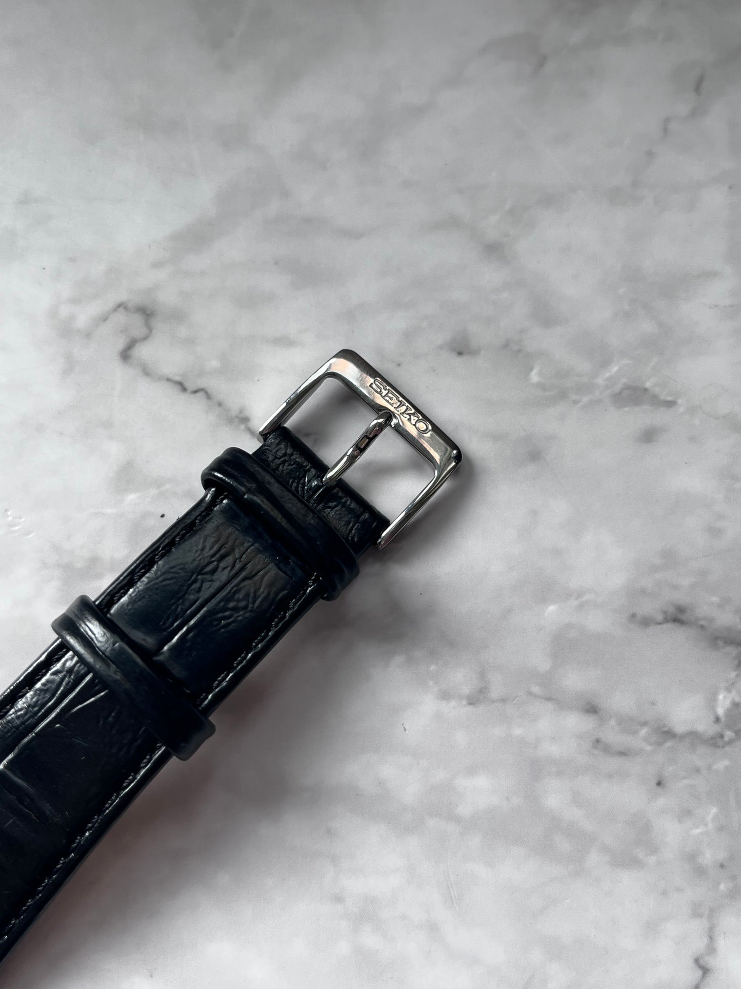 Seiko Tank Quartz 4N30-00G0