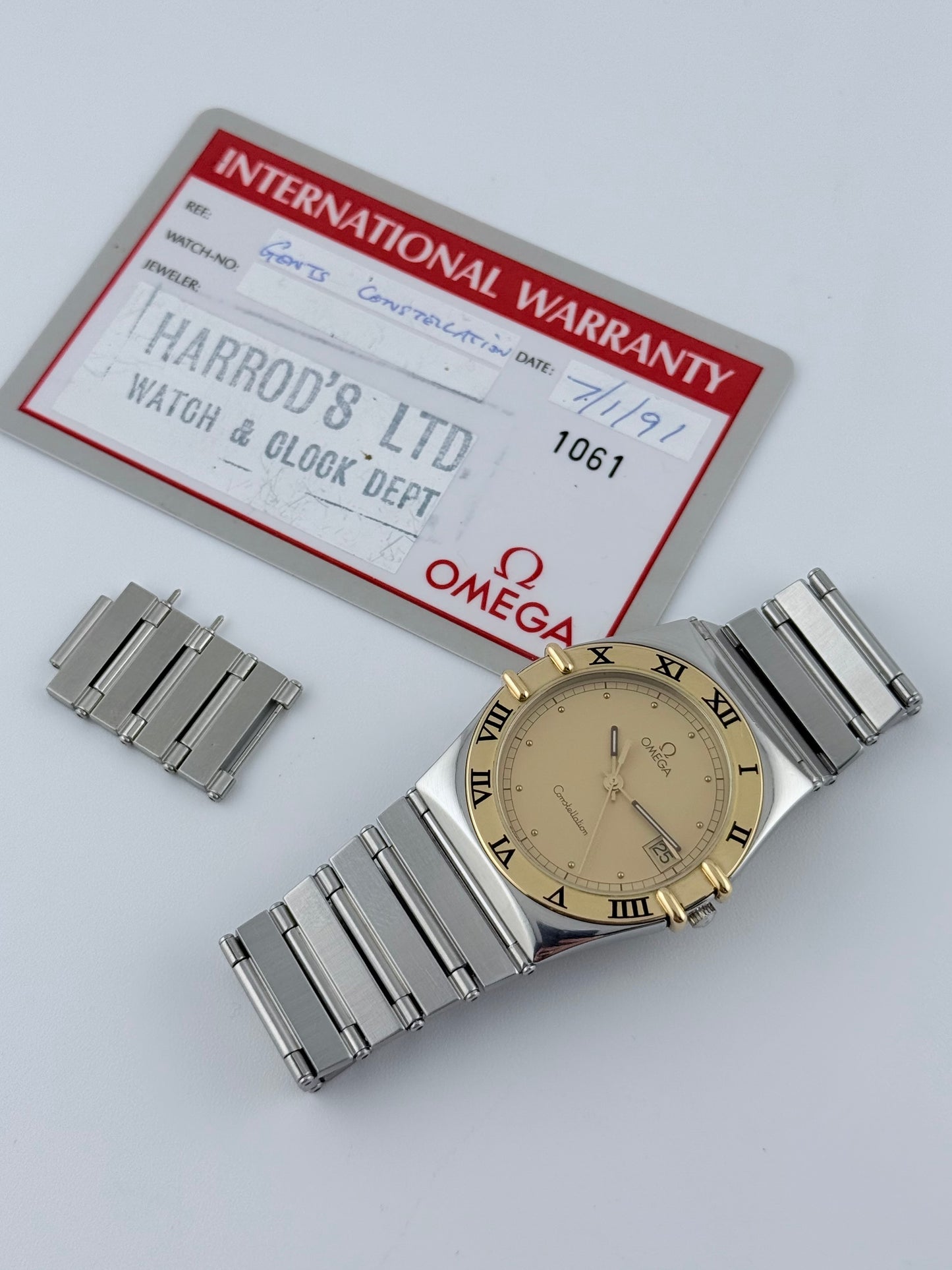 Omega Constellation Manhattan Quartz Date 396.1070 - Original Paperwork