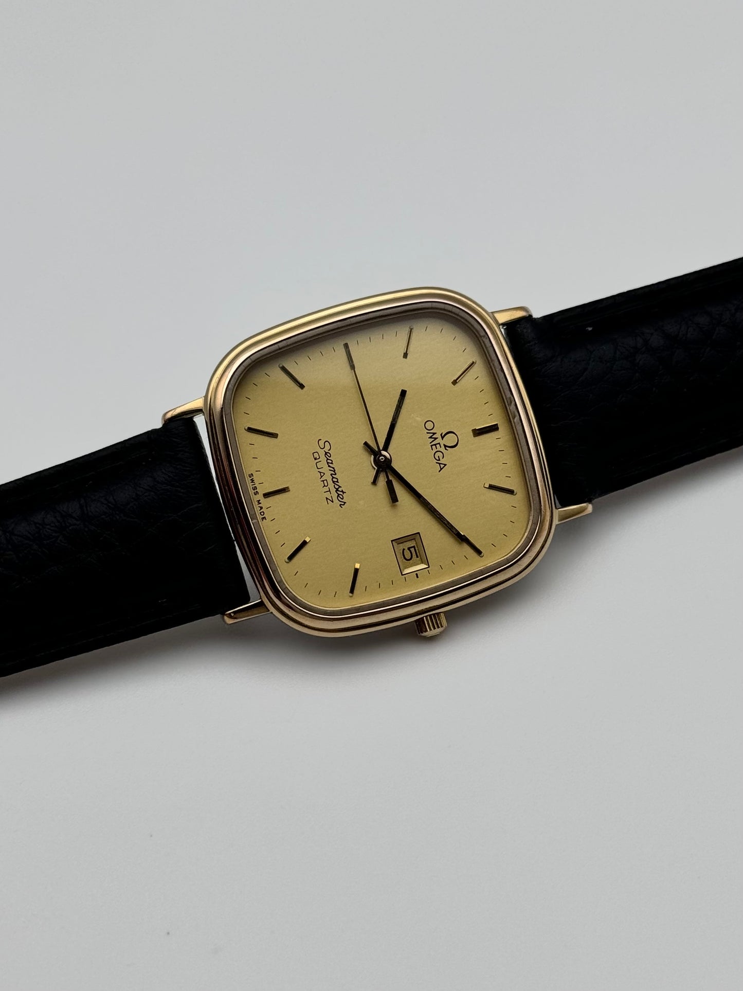 Omega Seamaster Quartz Date 196.0283