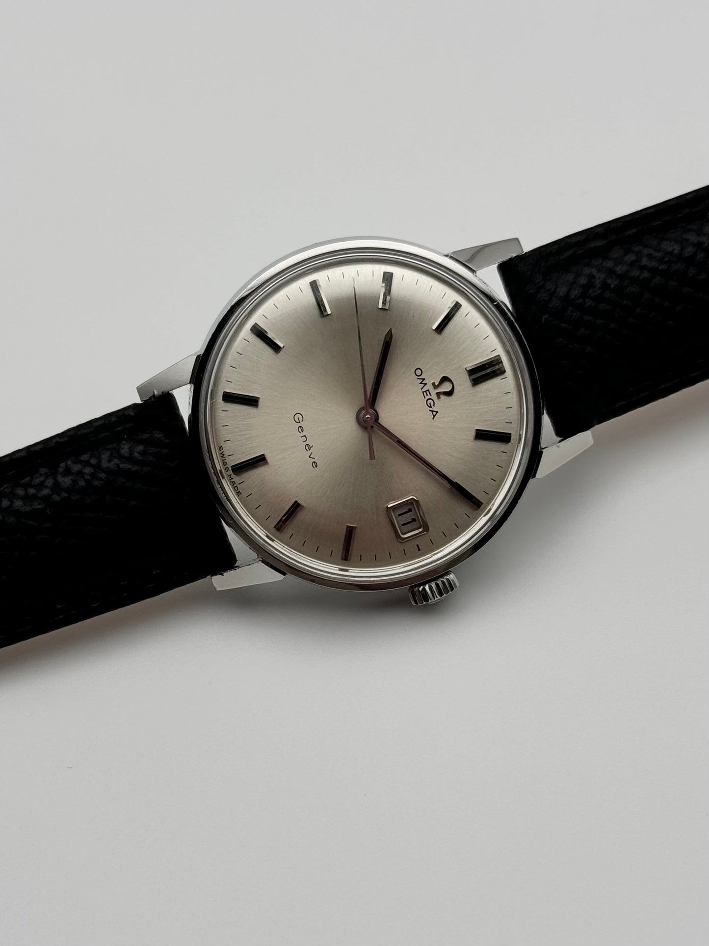 Omega Seamaster Geneve Date Manual Wind 136.011