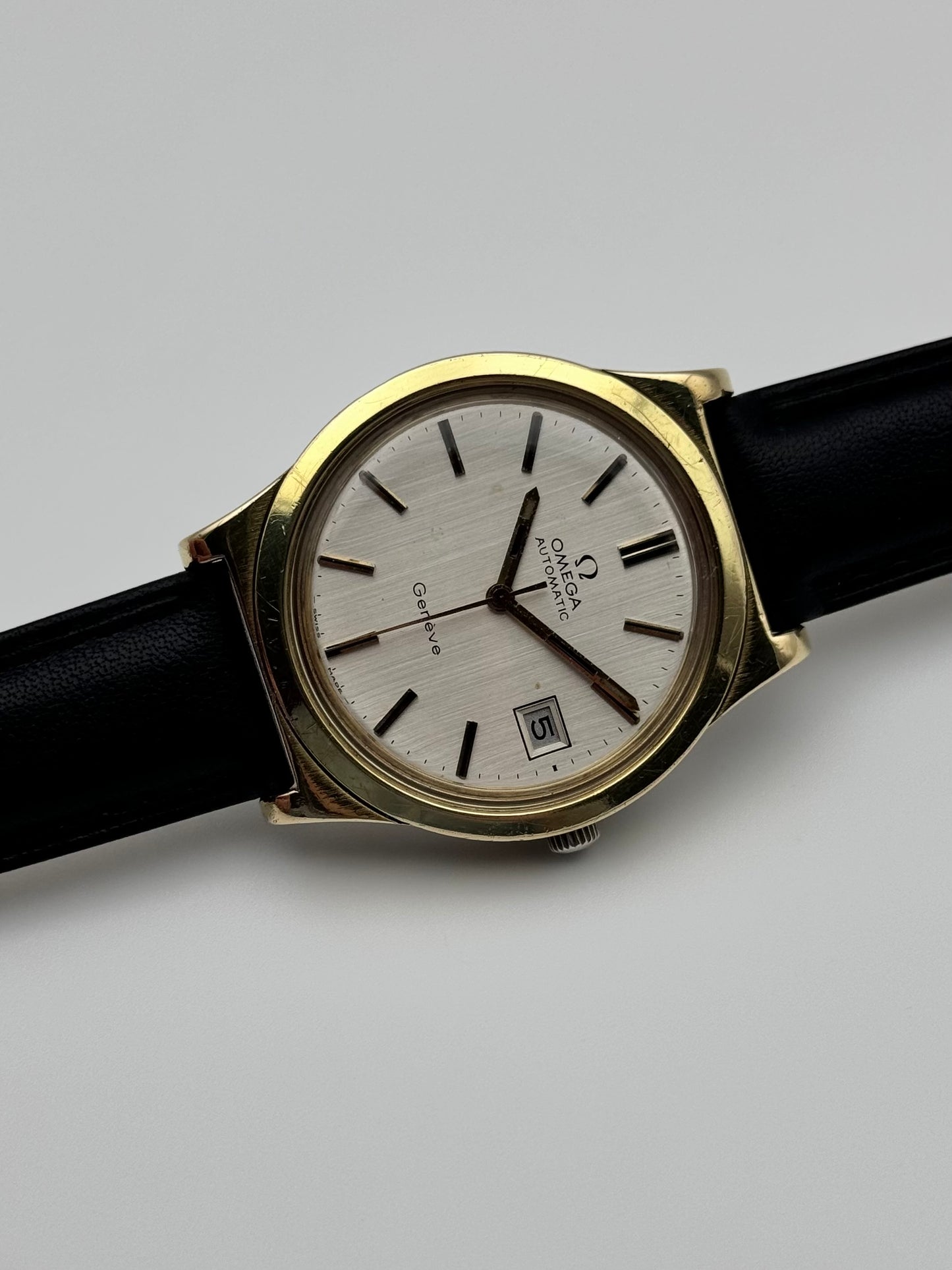 Omega Geneve Automatic Date 166.0168