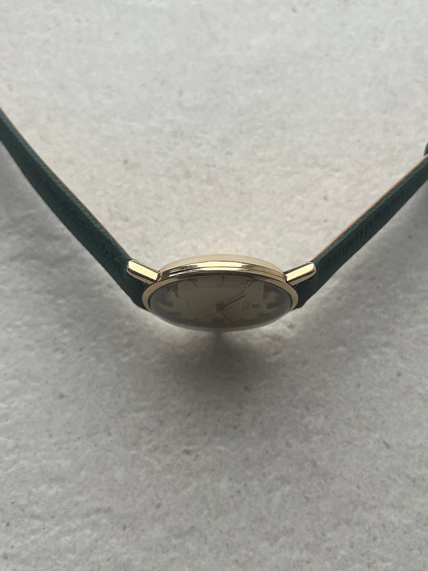 Omega DeVille Automatic Date 9ct Solid Gold