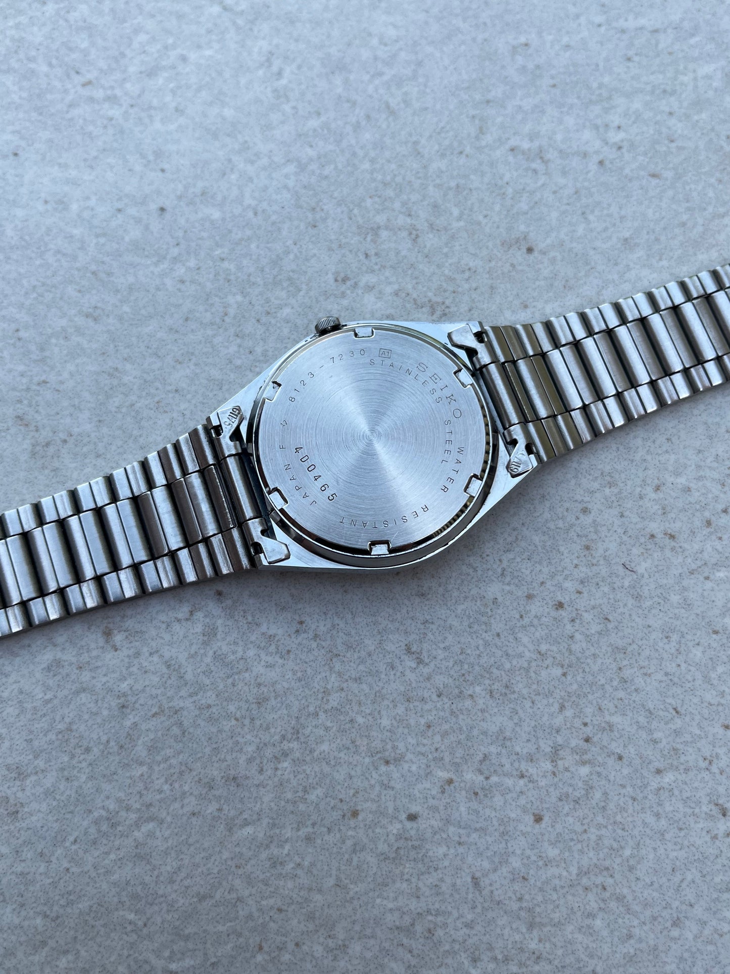 Seiko 5 Quartz Arabic Day-Date 8123-7230