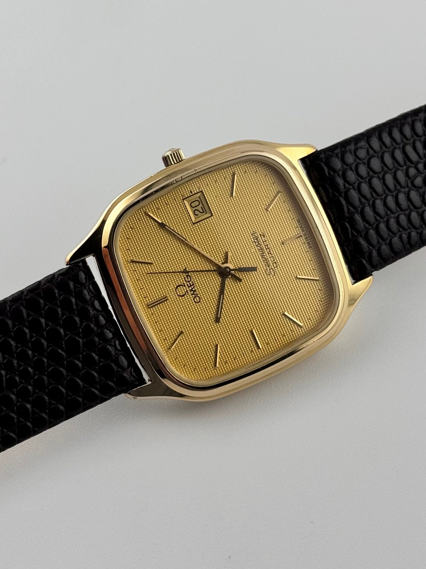Omega Seamaster Quartz Date - 396.0934.1