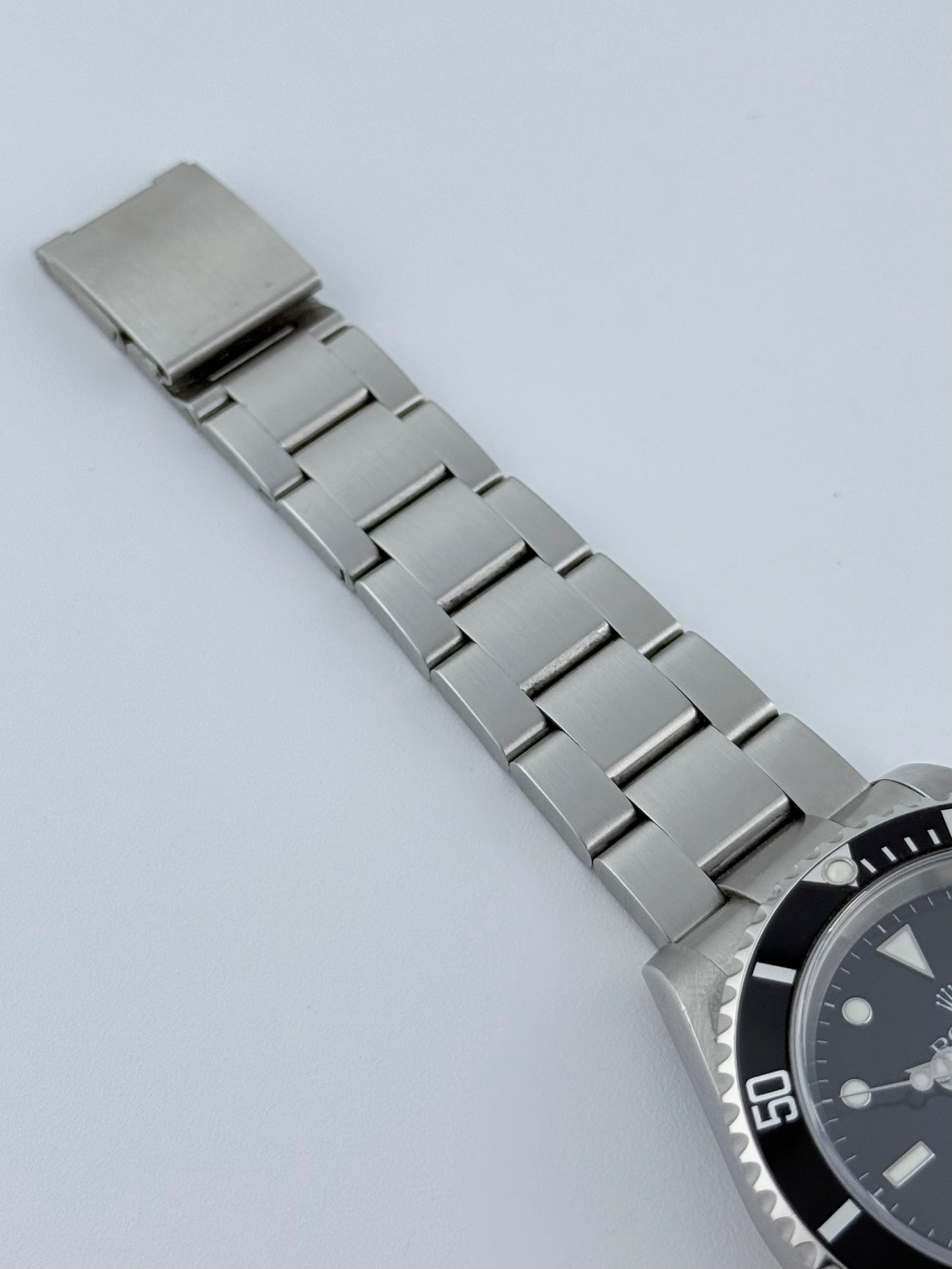 Rolex Oyster Perpetual Submariner Date - 16610 - Extremely Clean Condition