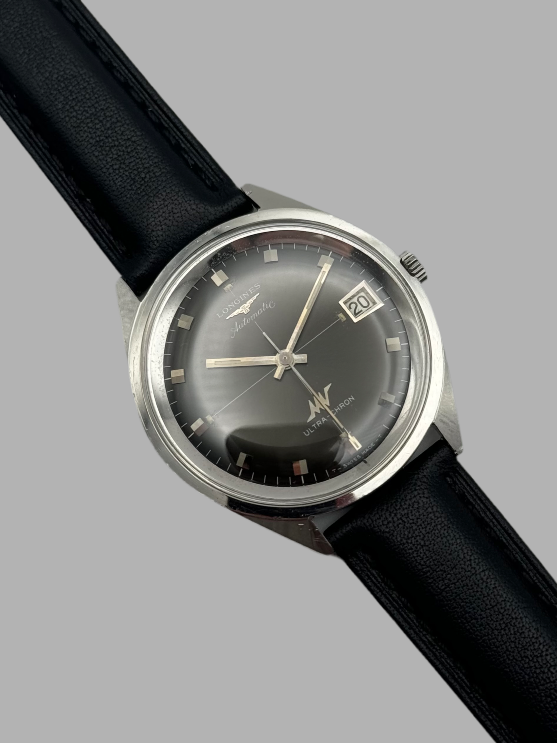 Longines Ultra-Chron Automatic Date 7951-4 - Main Image