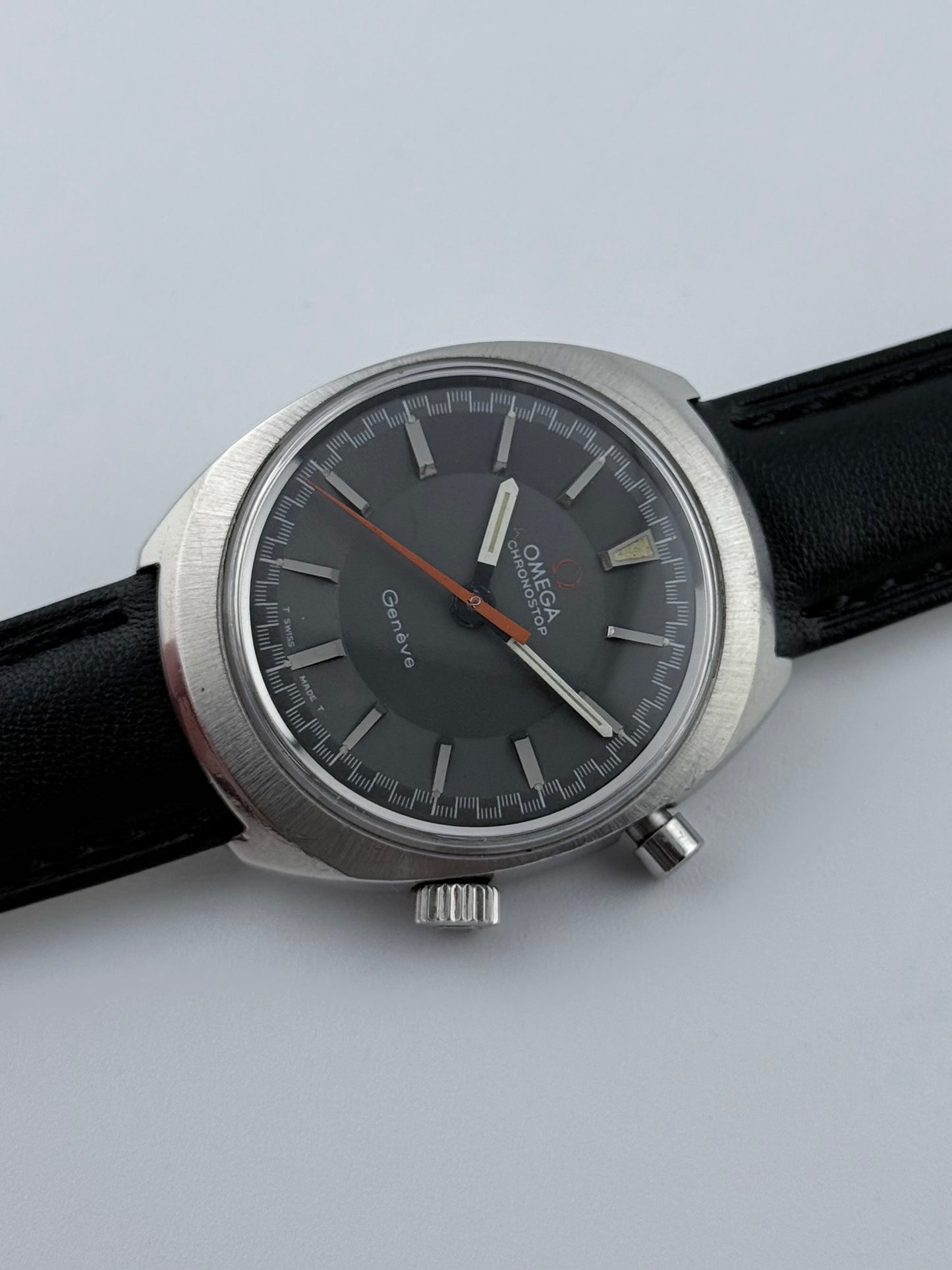 Omega Geneve Chronostop Manual Wind 145.009