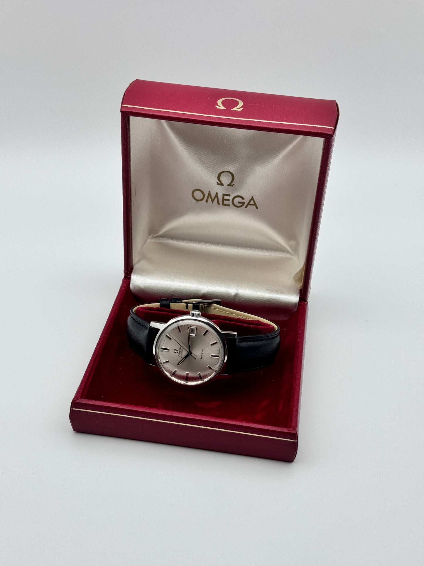 Omega Geneve Automatic Date 166.070 - Complete Full Set