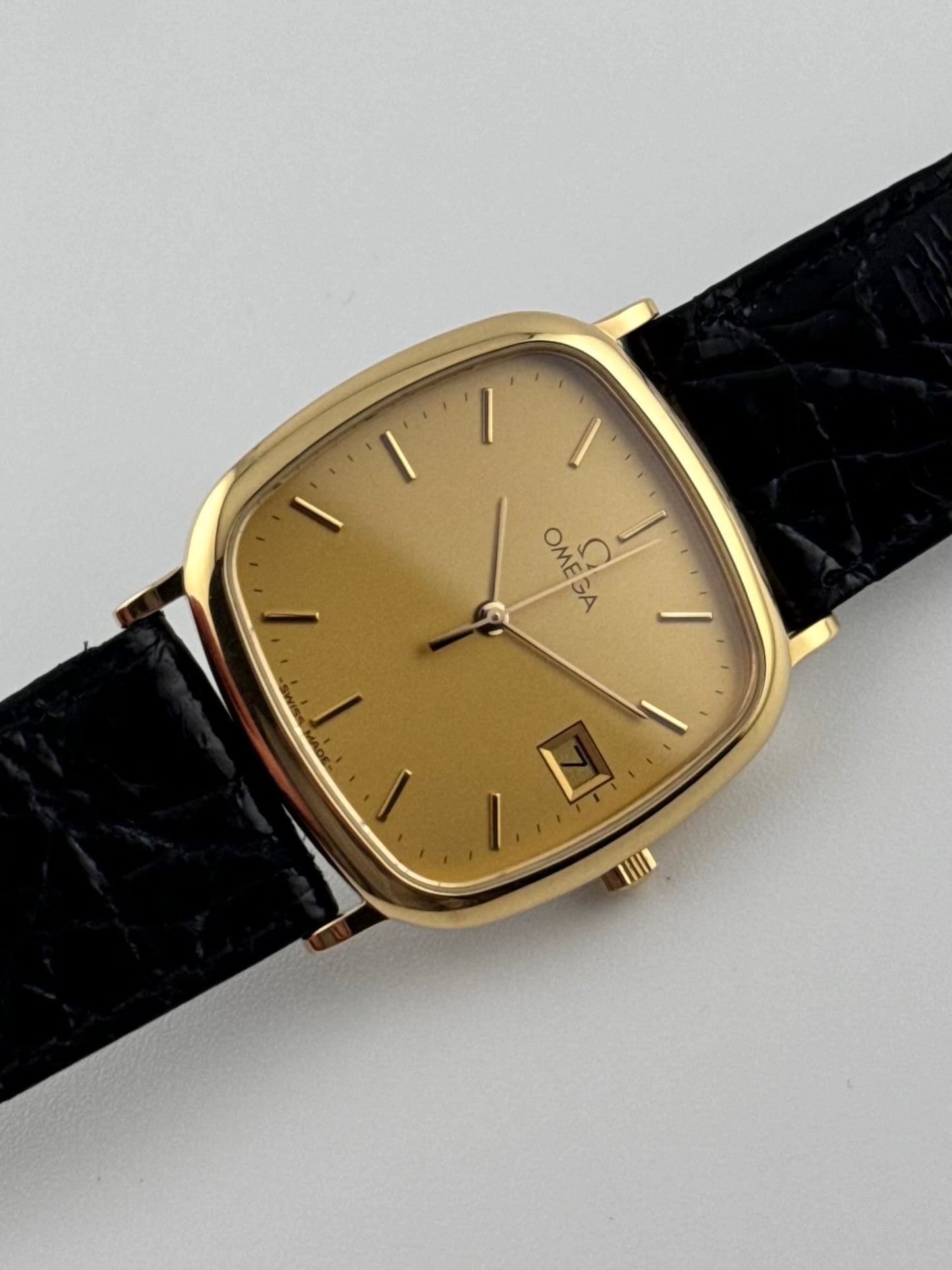 Omega De Ville Tank Quartz Date 196.0317.1 - Box and Papers
