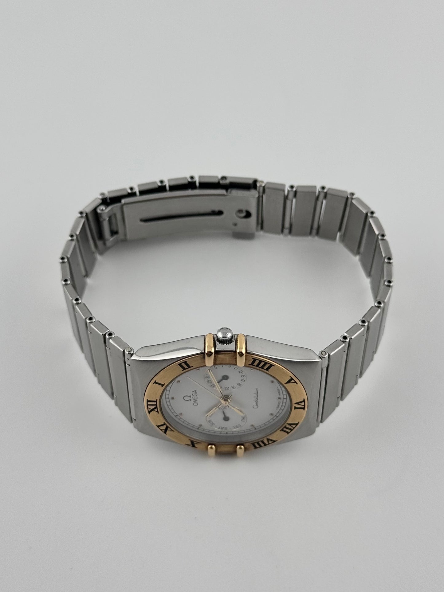 Omega Constellation Quartz Day Date 396.1070.1