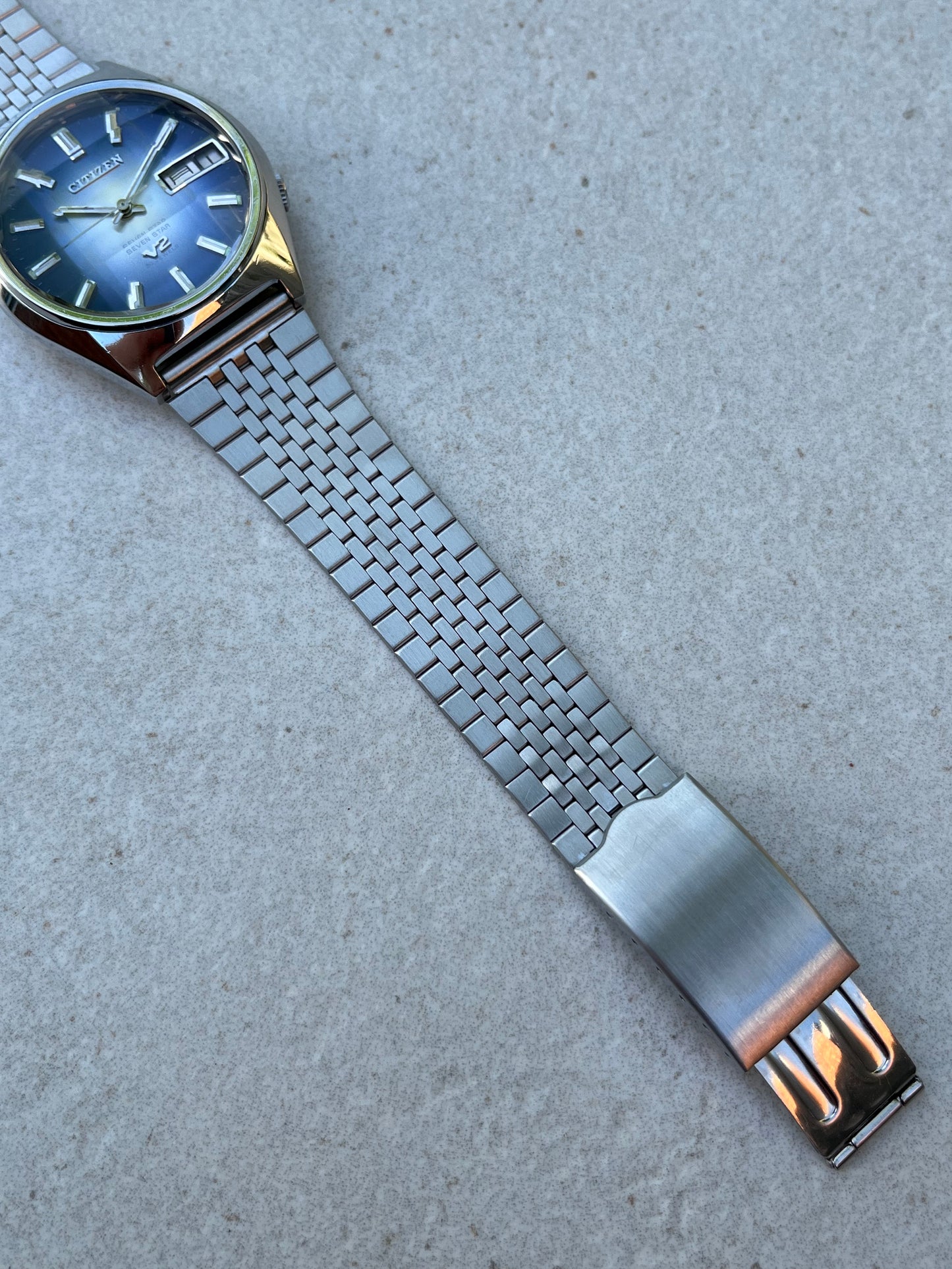 Citizen Seven Star V2 Faceted Crystal