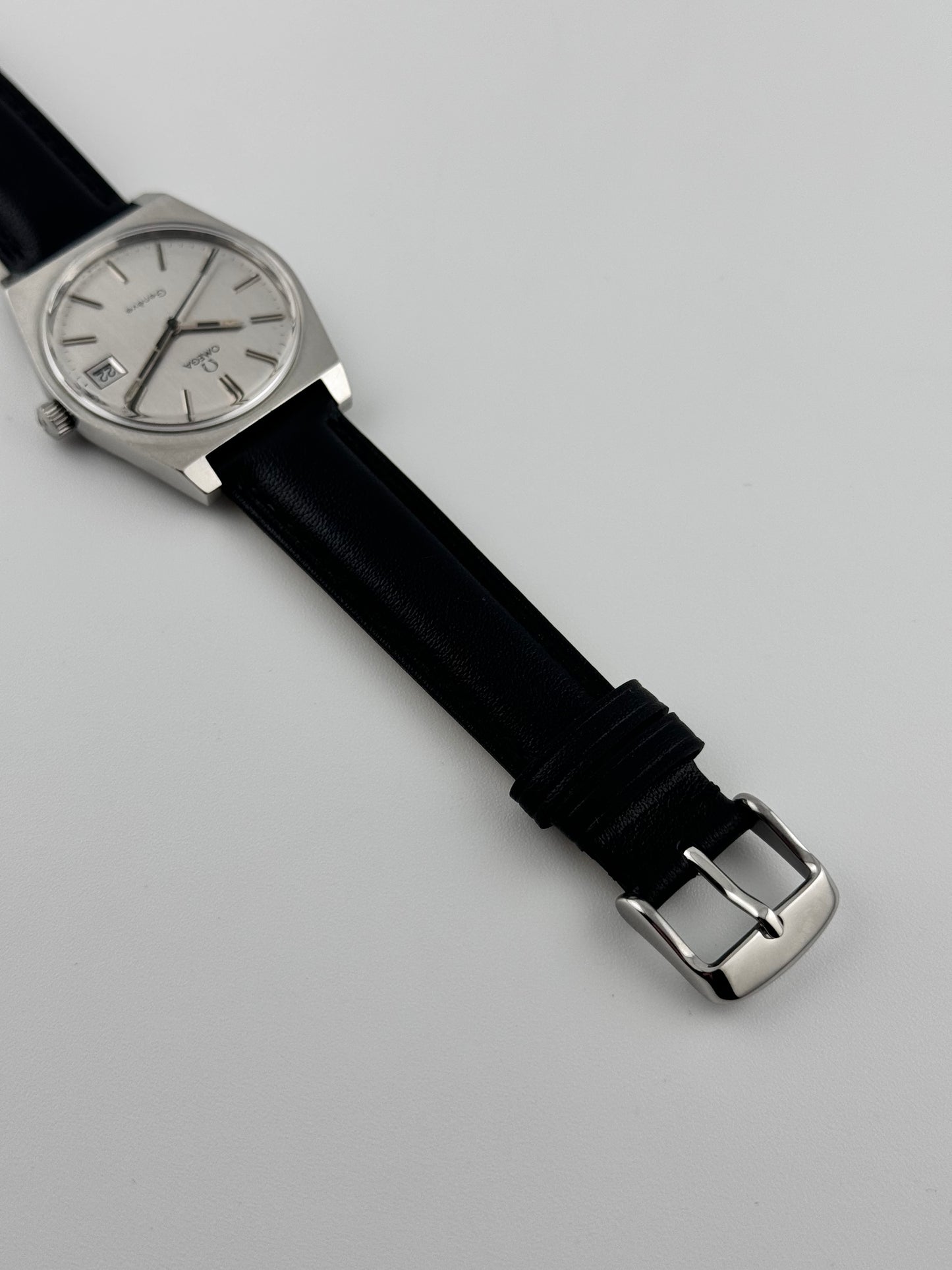 Omega Geneve Manual Wind Date 136.0049
