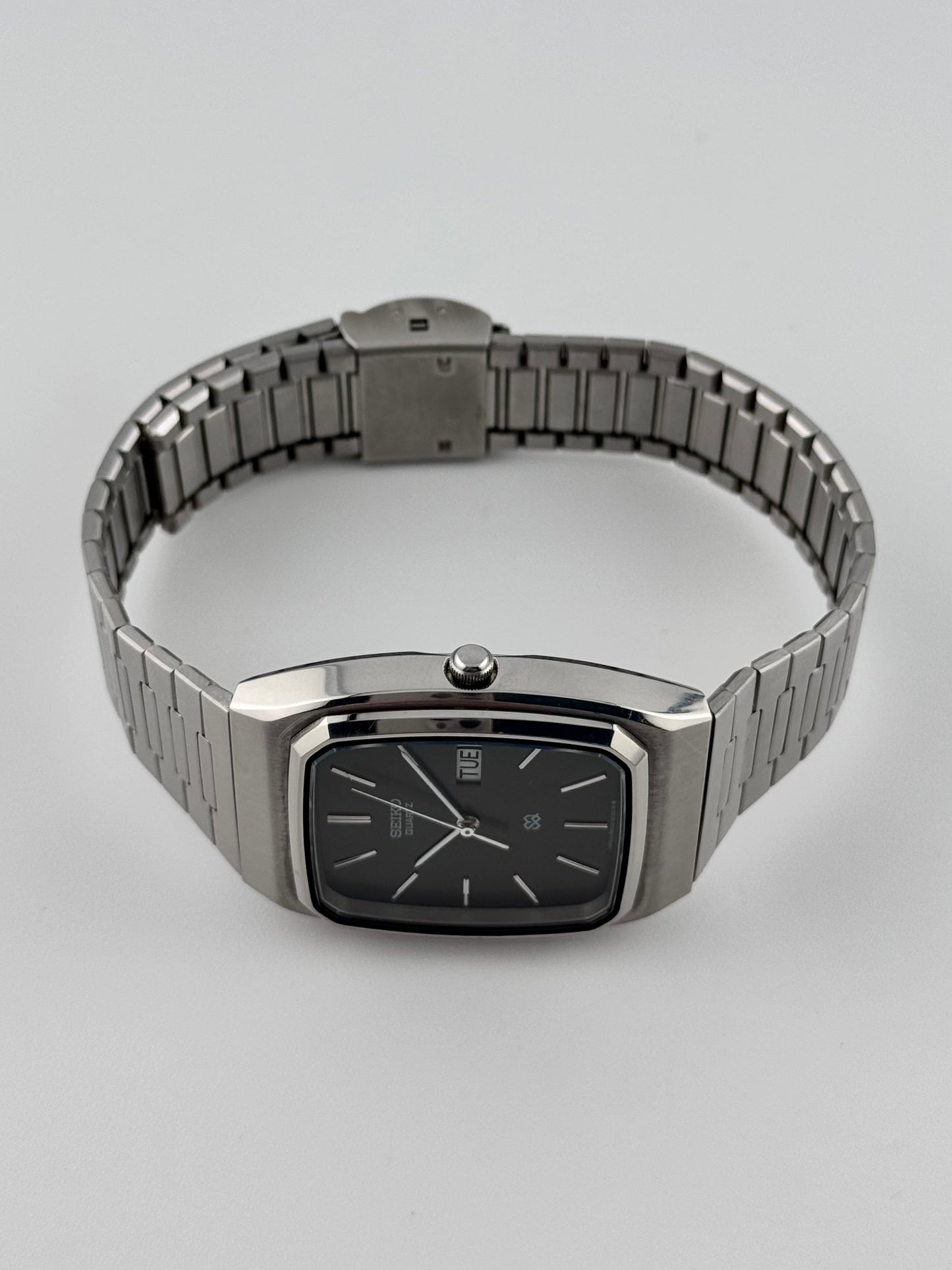 Seiko SQ Quartz - 8223-5130