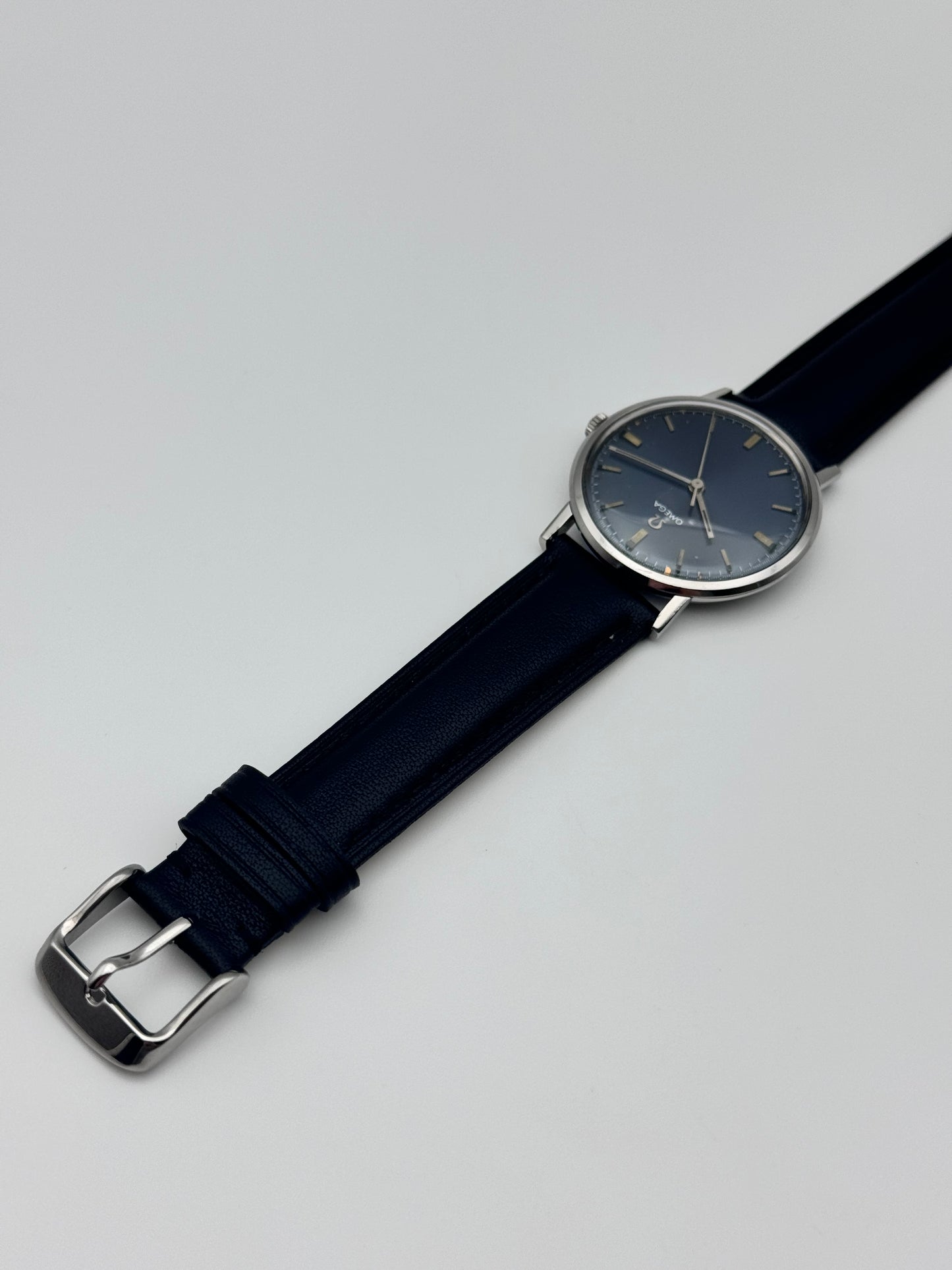 Omega Geneve Manual Wind - Rare Blue Dial - 131.019SP