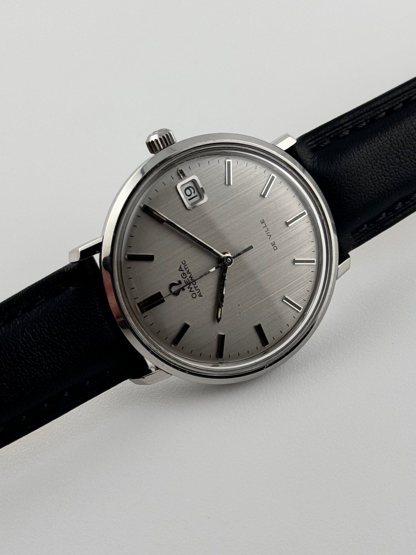 Omega De Ville Automatic Date 166.033