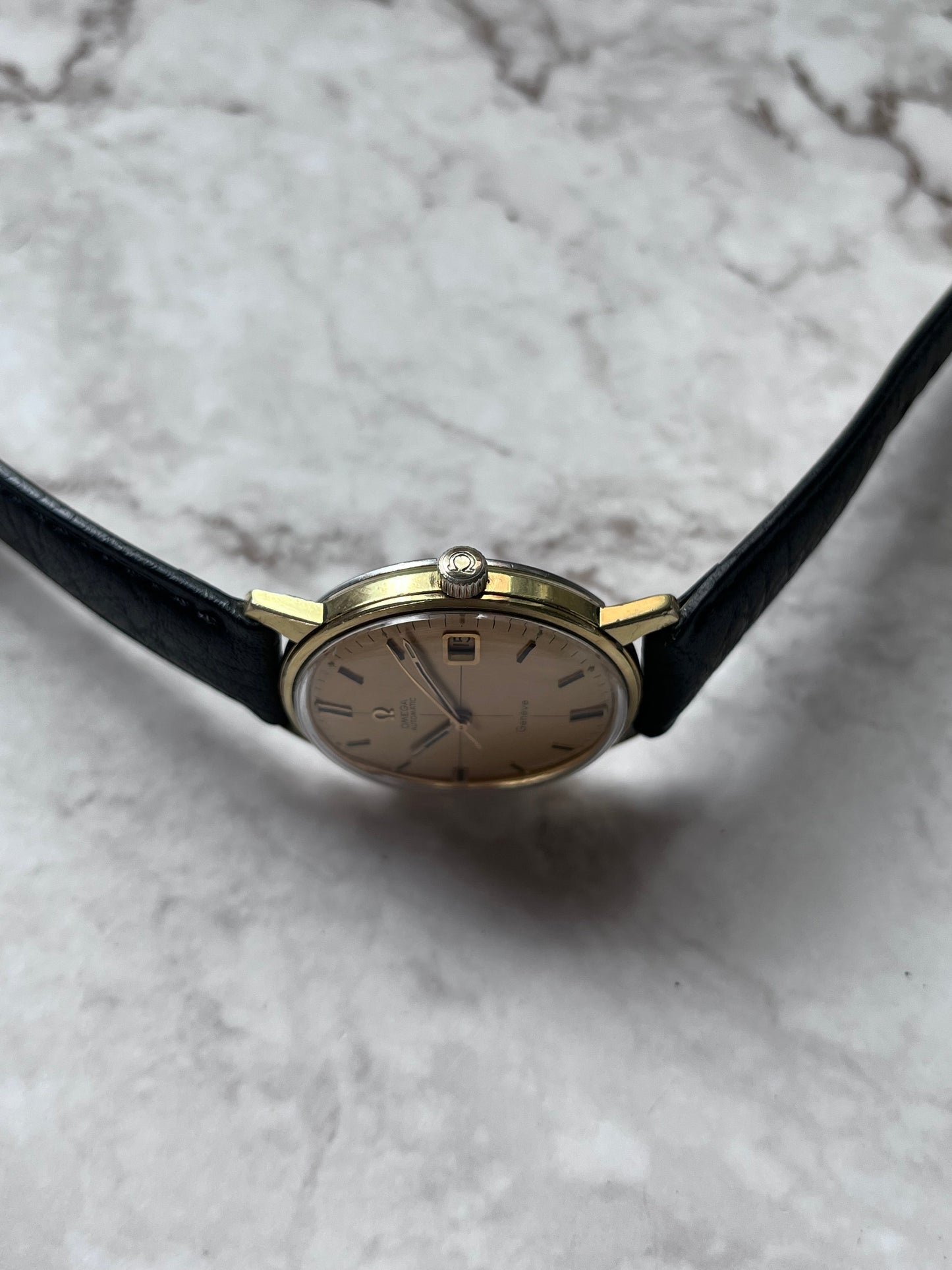 Omega Geneve Automatic Cross Hair Date 166.037