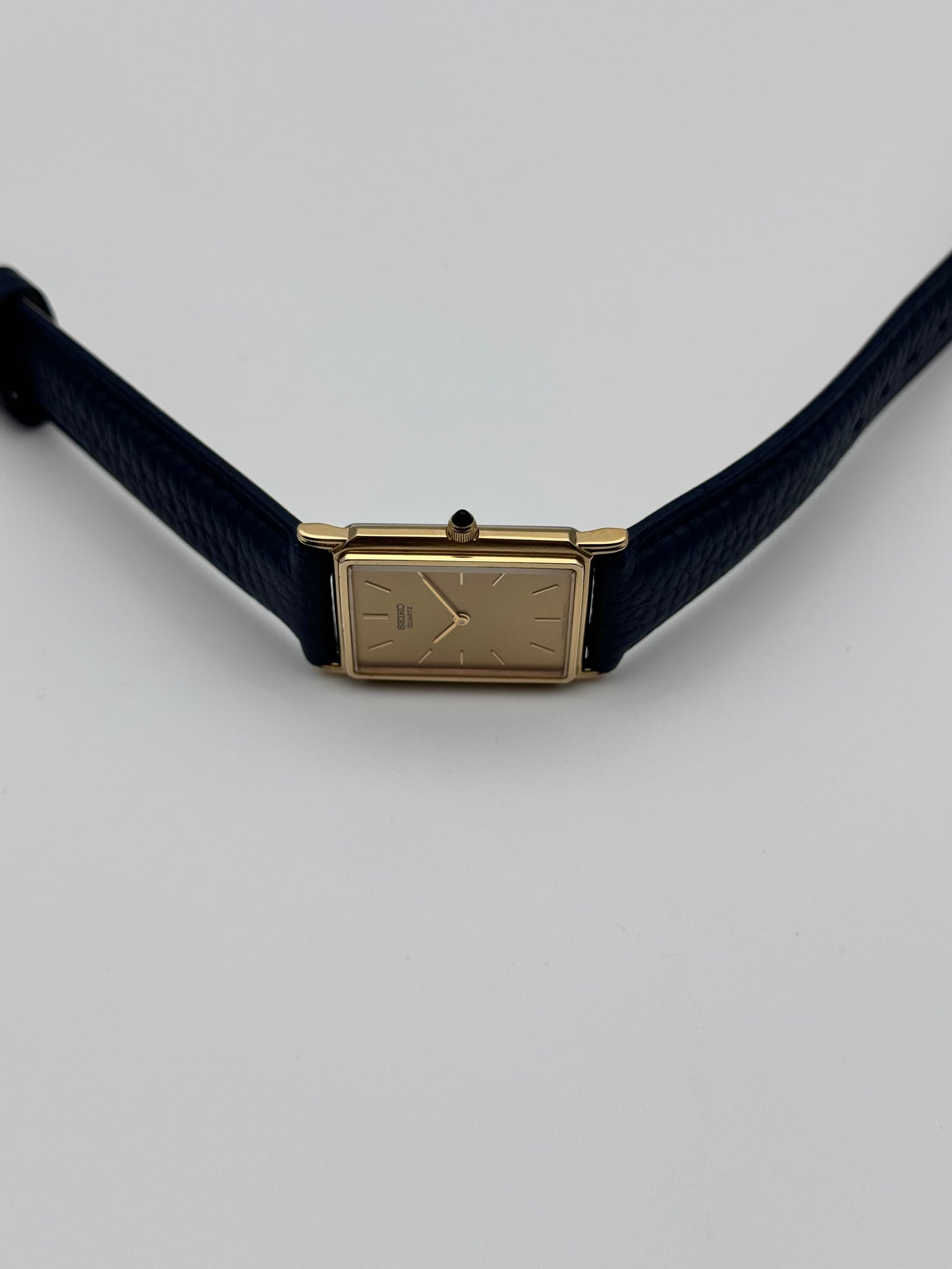 Seiko Tank Quartz 9020-5010