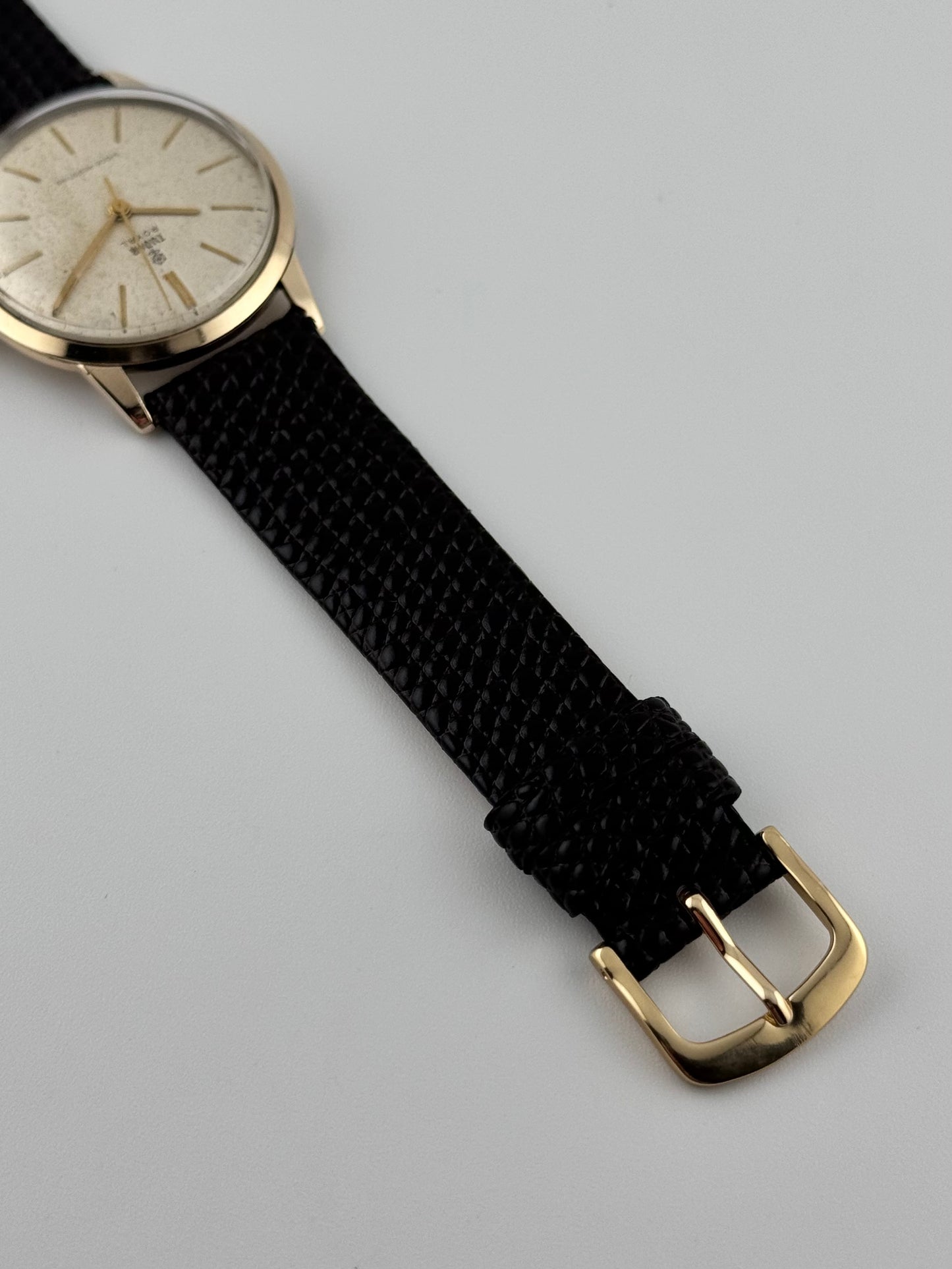Tudor Royal 9ct Manual Wind - Jumbo