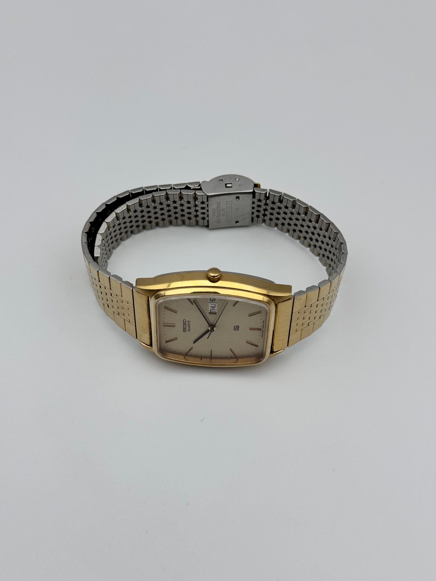 Seiko Tank Quartz 2633-5020