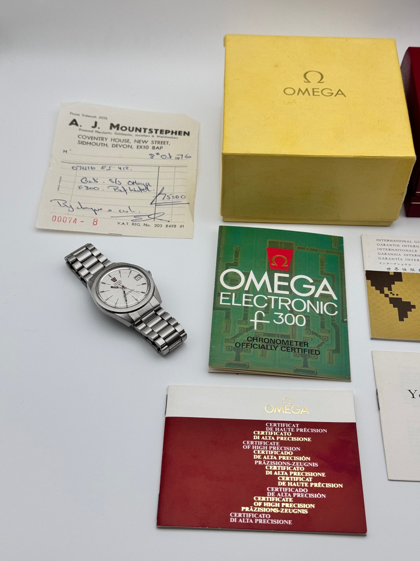 Omega Chronometer Electronic F300HZ - 198.001 - Complete Set - Ultra Rare!