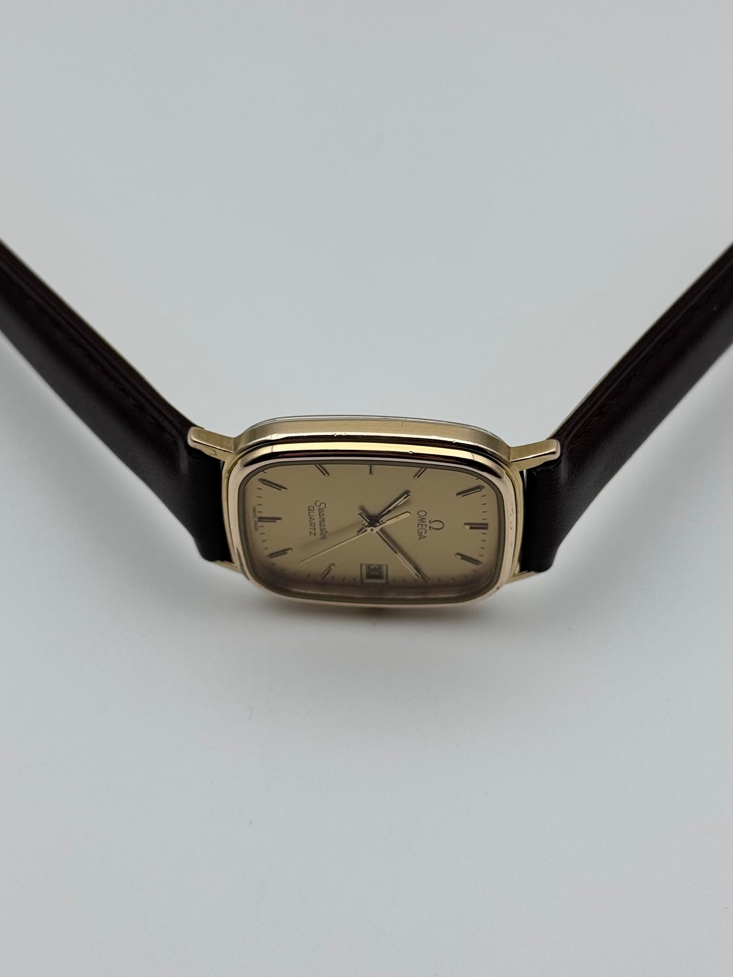 Omega Seamaster Tank Quartz Date 196.0267