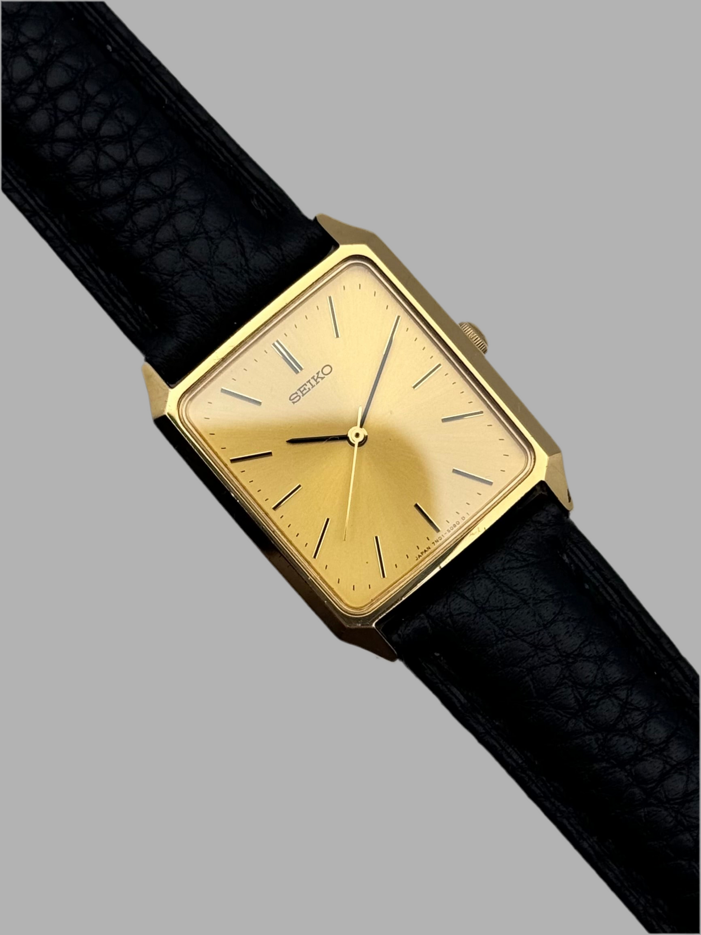 Seiko Tank Quartz 7N01-5060