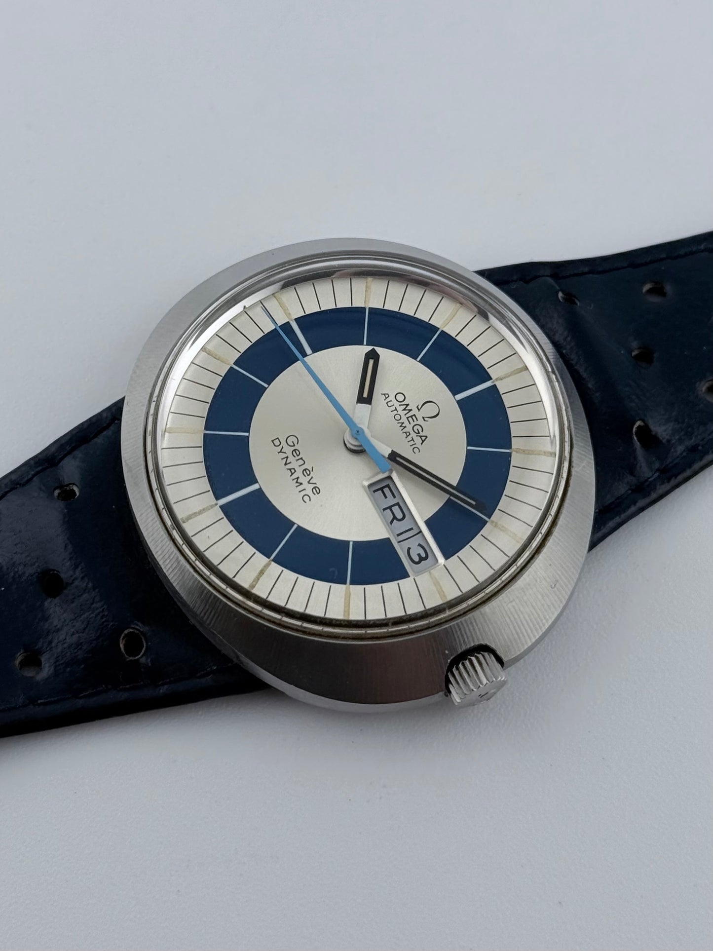 Omega Geneve Dynamic Automatic 166.039 - Near New Old Stock