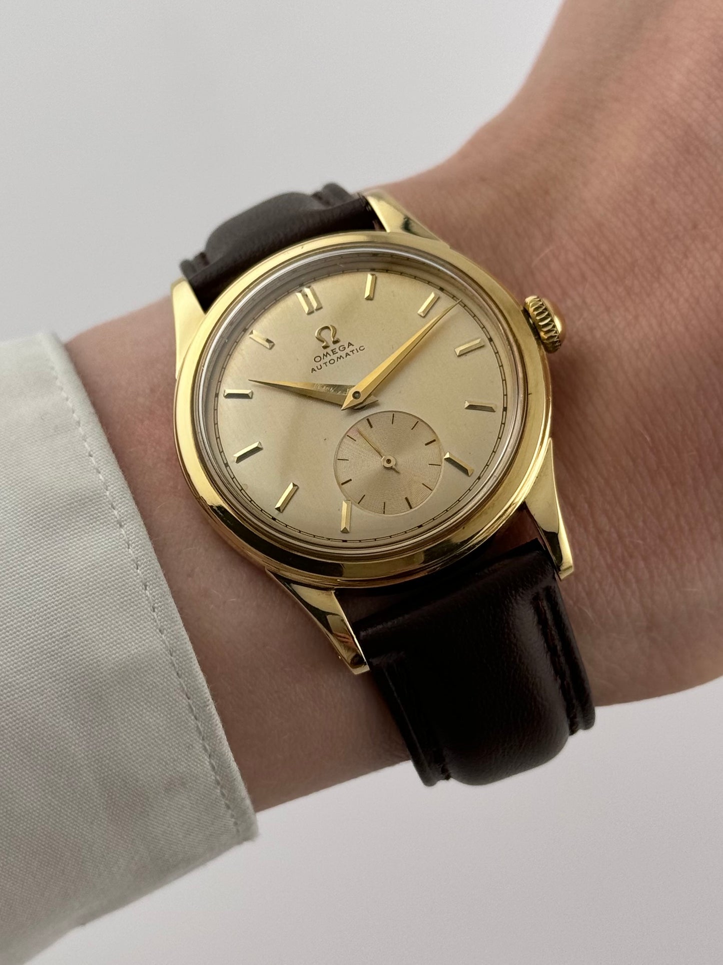 Omega Sub Seconds Automatic Bumper 18ct Yellow Gold