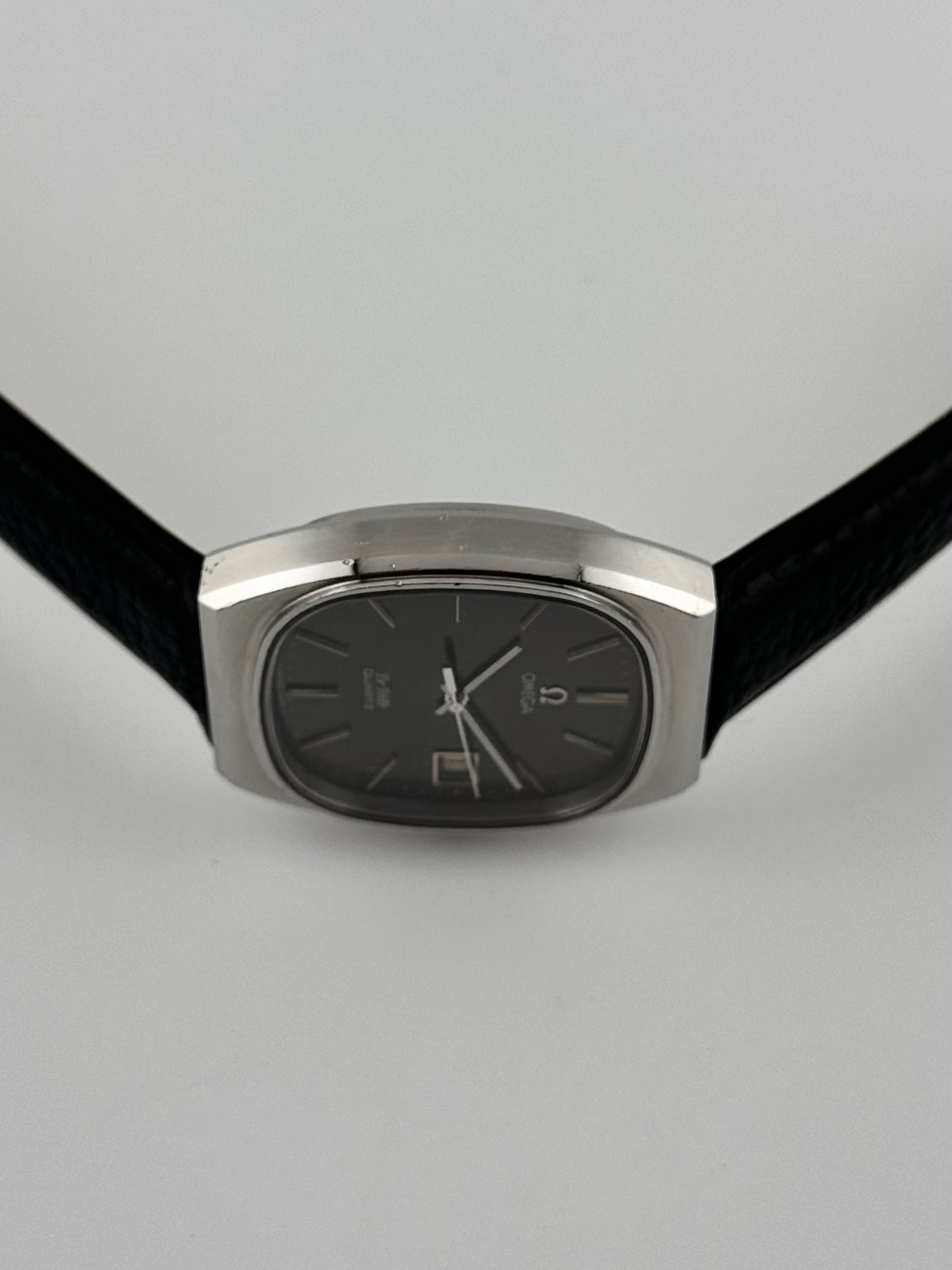 Omega De Ville Tank Quartz Date - Dark Steel Brushed Dial - 192.0035