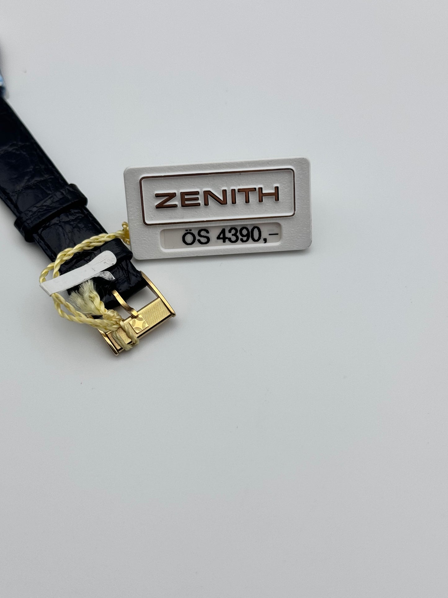 Zenith Espada Quartz Date 613 - New Old Stock! (Original strap, buckle & hang tag)!