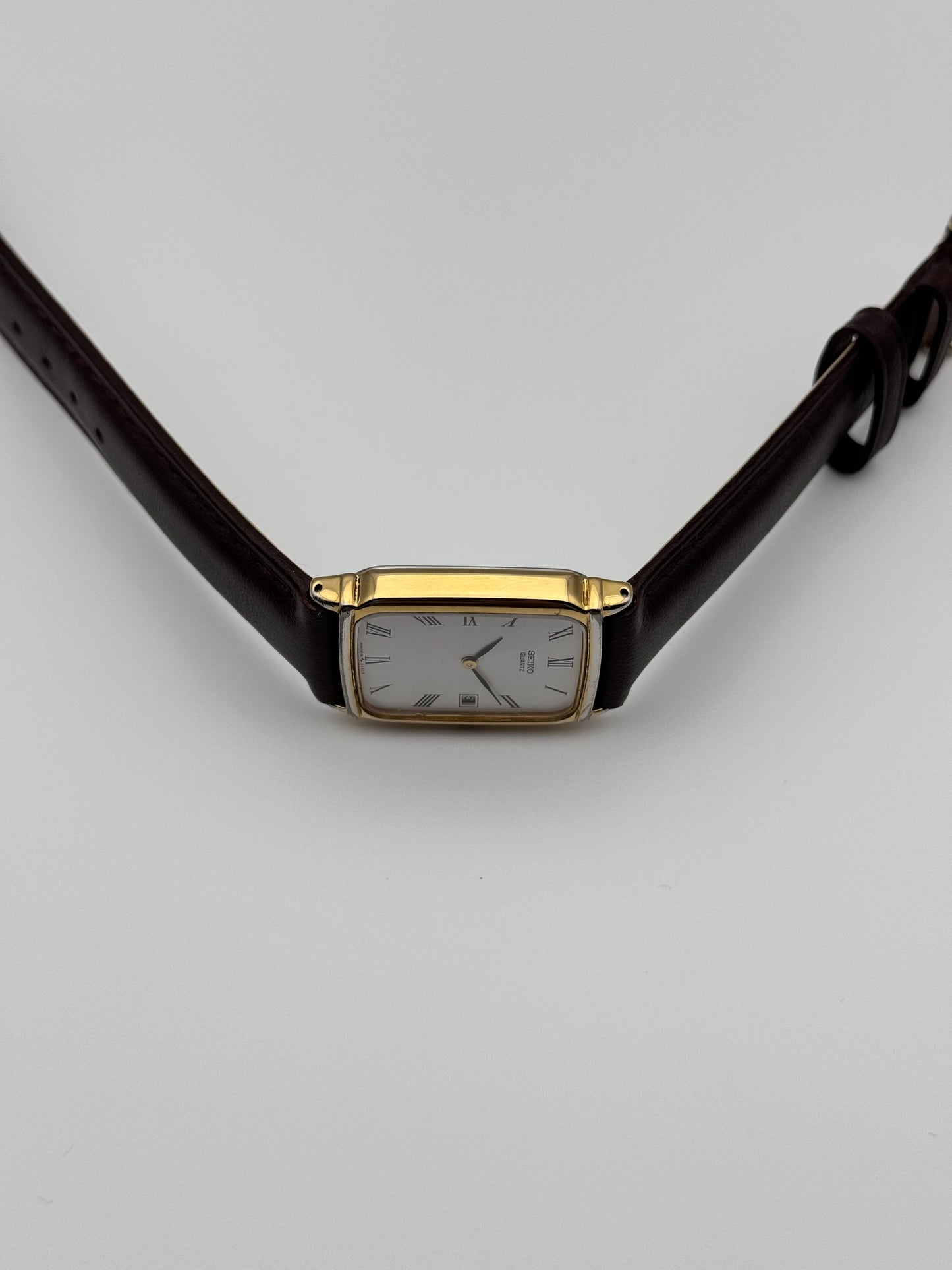 Seiko Tank Quartz 5Y39-5A10