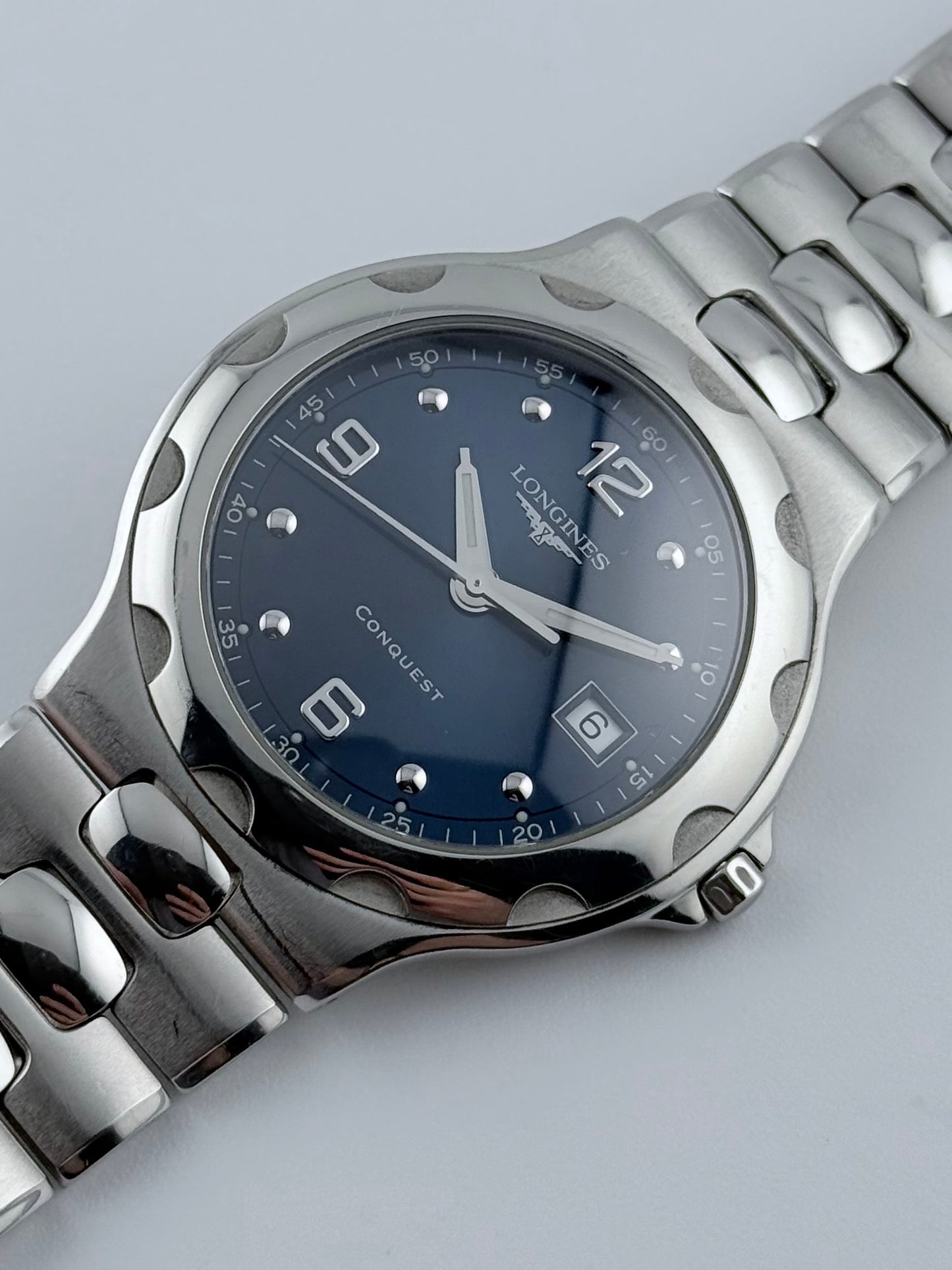 Longines L1.633.4 Conquest Quartz