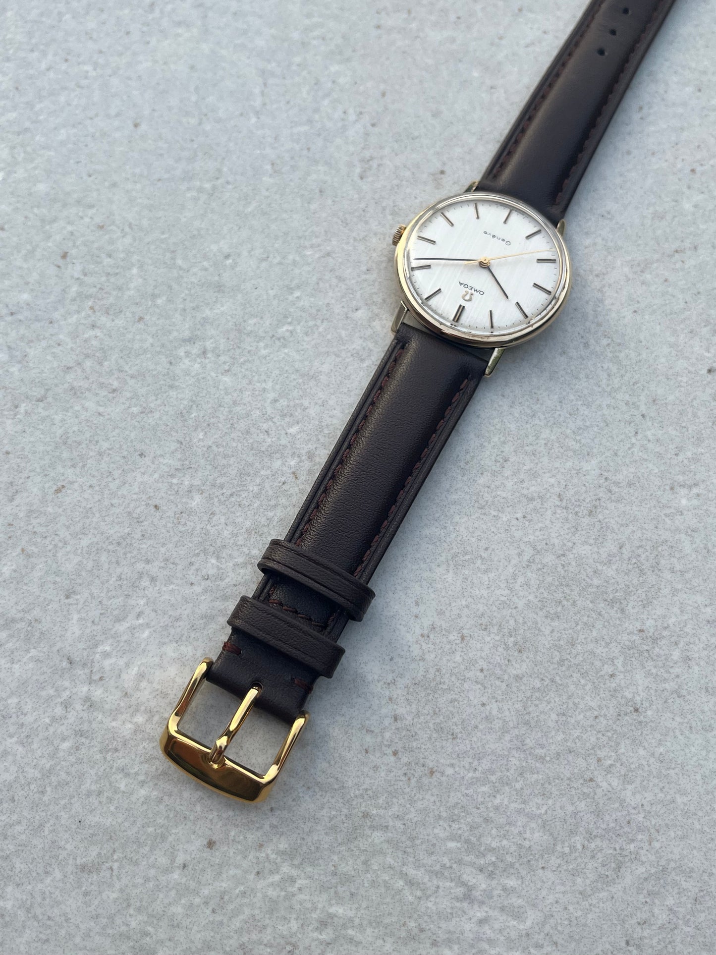 Omega Geneve Manual Wind 9ct Gold 131.25016