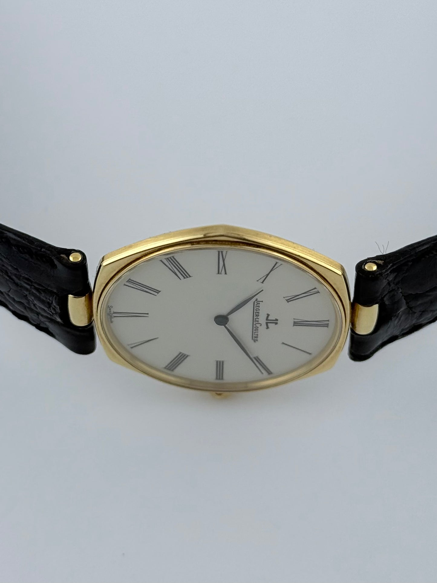Jaeger LeCoultre Quartz 18ct Solid Gold - Original Strap & Buckle