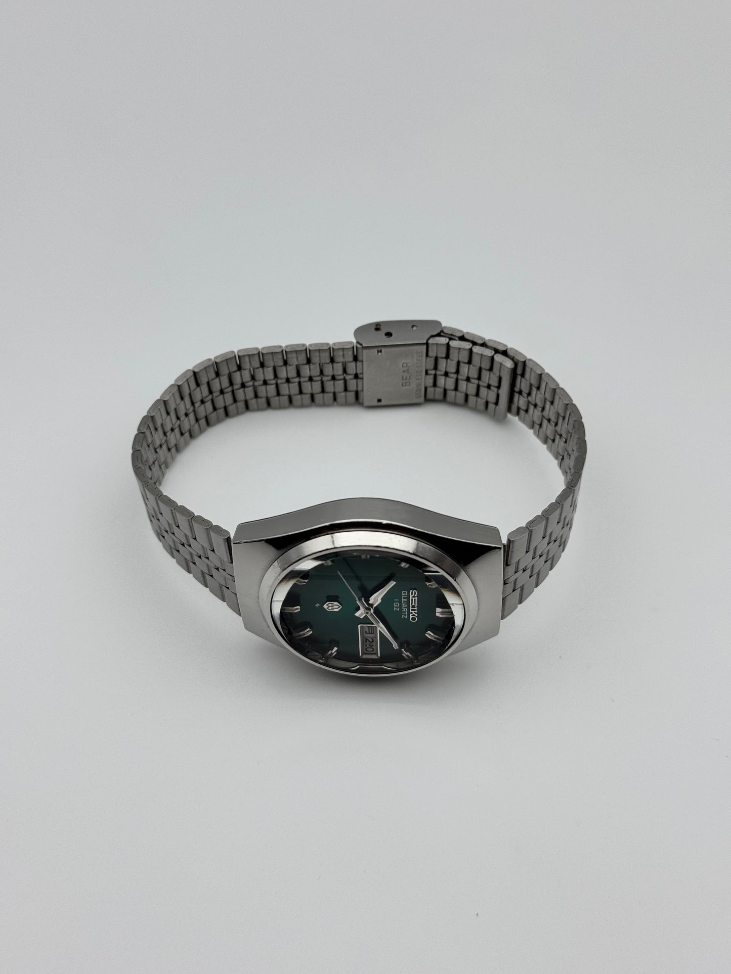 Seiko QZ Quartz JDM - 0923-8020 - Green Dial - Faceted Crystal
