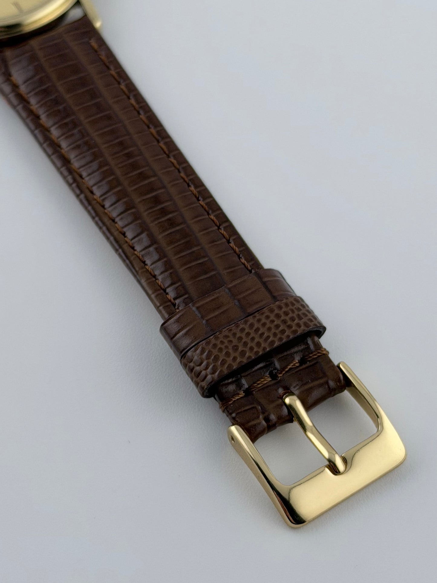 Omega Seamaster Quartz Date - 196.0266