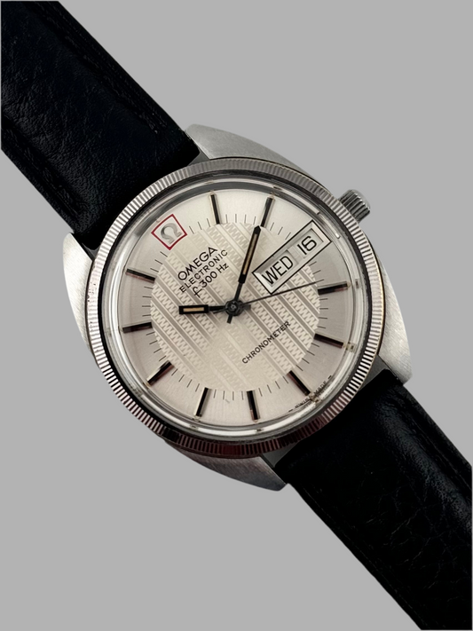 Omega Chronometer Electronic F300HZ 198.0045