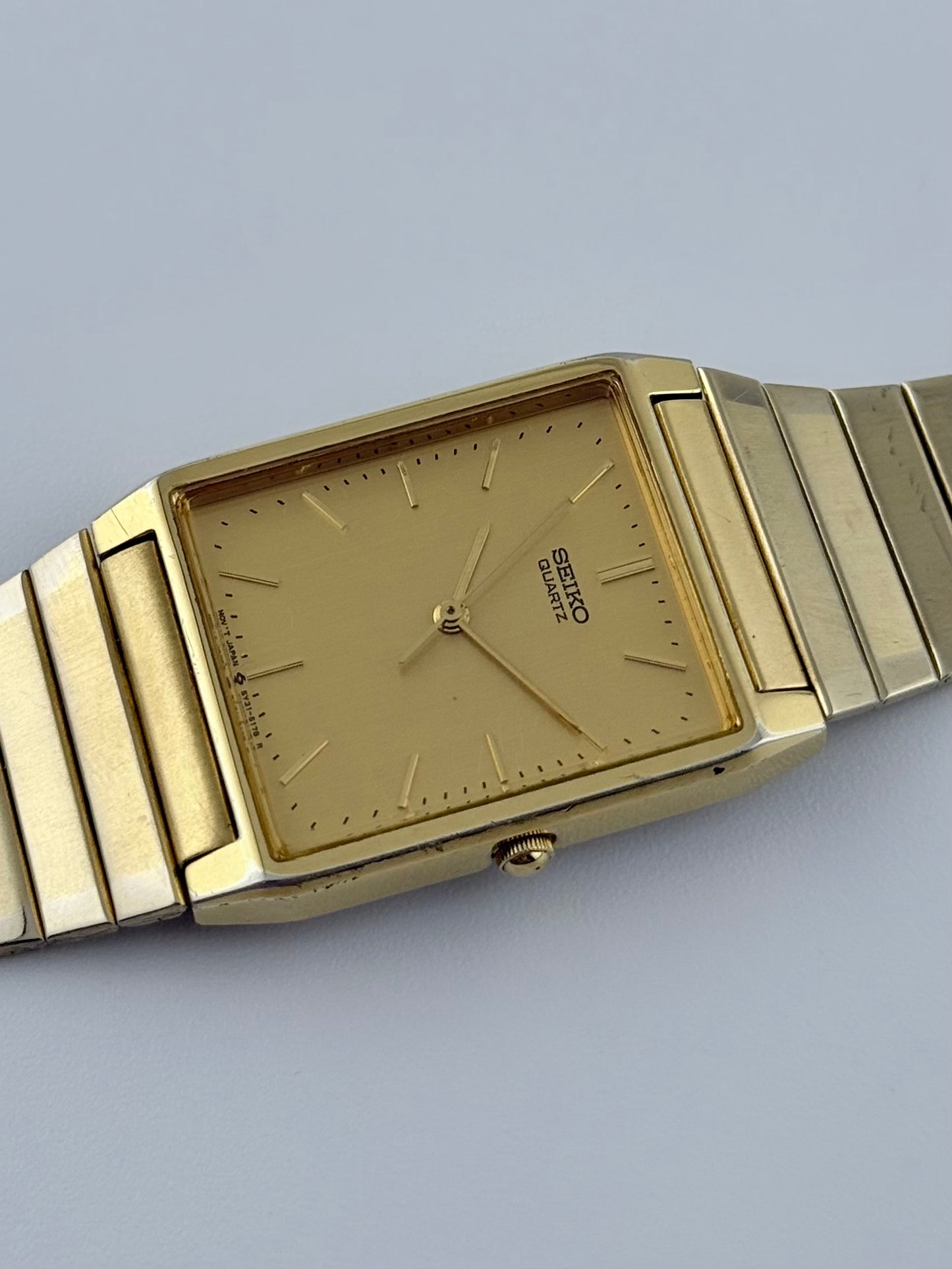 Seiko Tank Quartz 5Y31-5040