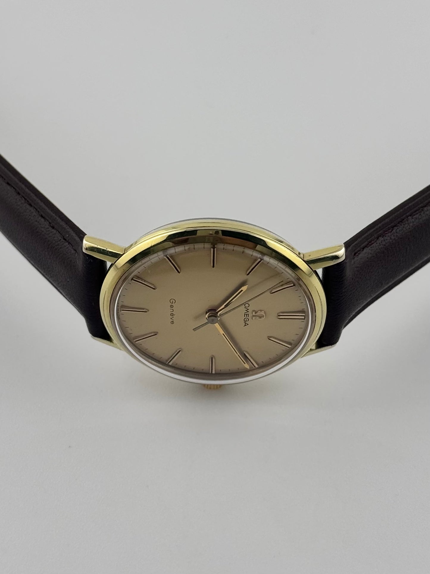 Omega Geneve Manual Wind - 131.019
