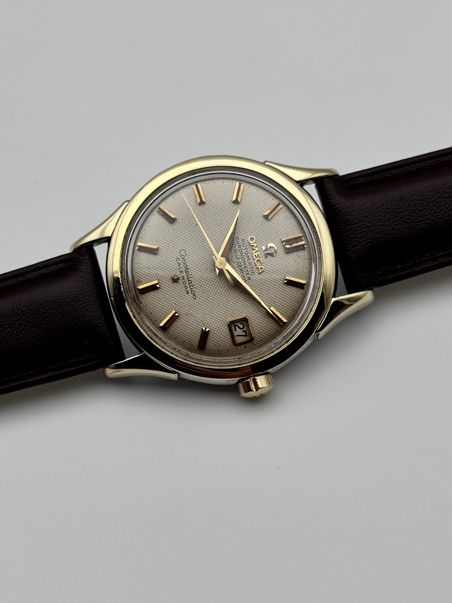 Omega Constellation Calendar Chronometer Automatic - Ultra Rare Honeycomb Dial - 2852-2 SC