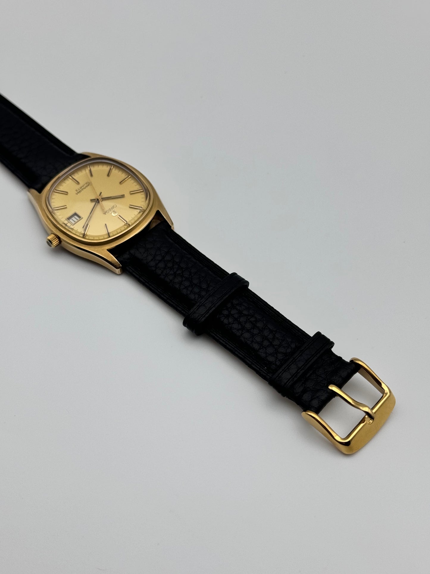 Omega Seamaster Quartz Date - 196.0150