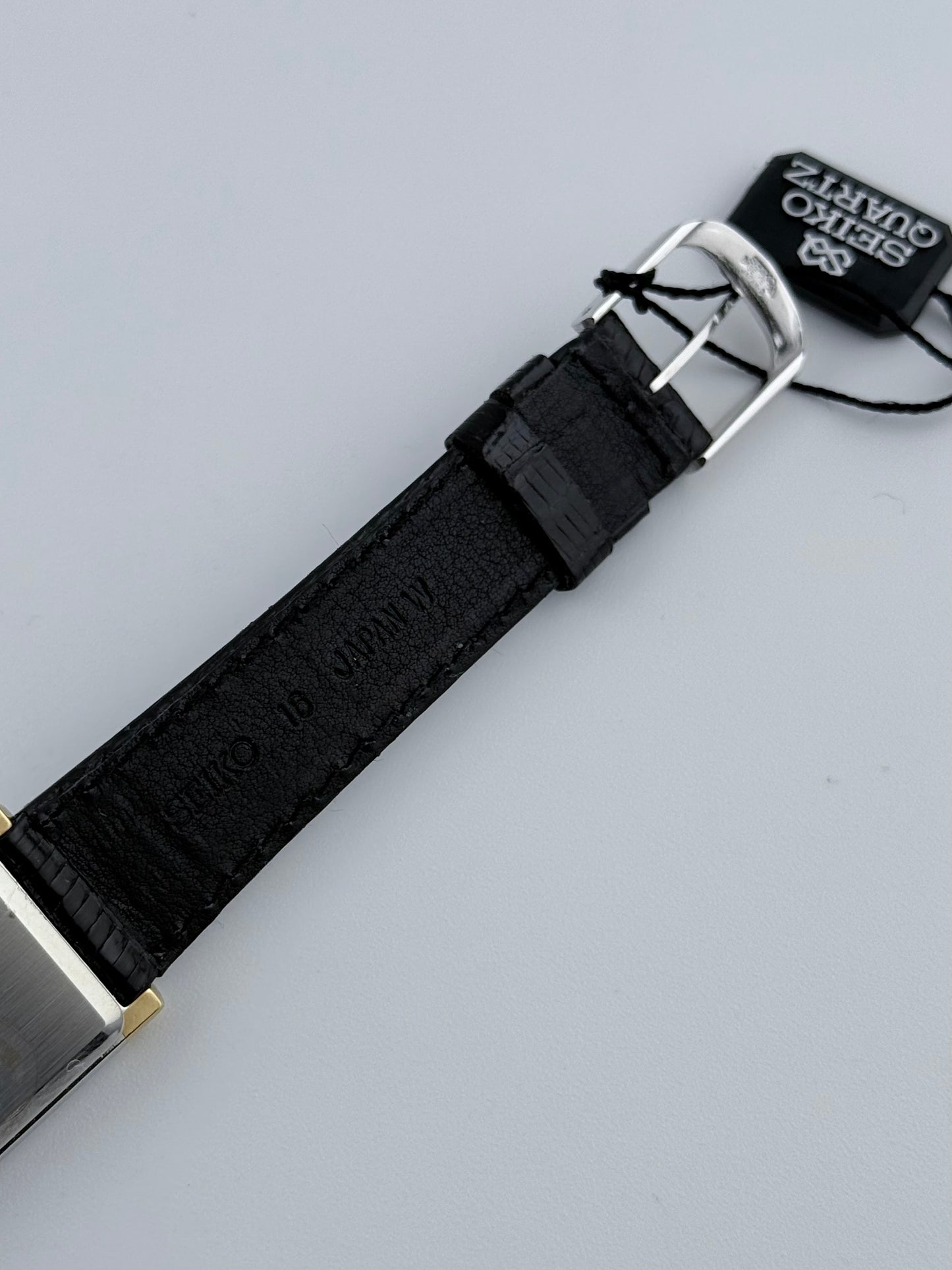 Seiko Quartz Tank Dual Time 1E20-5610