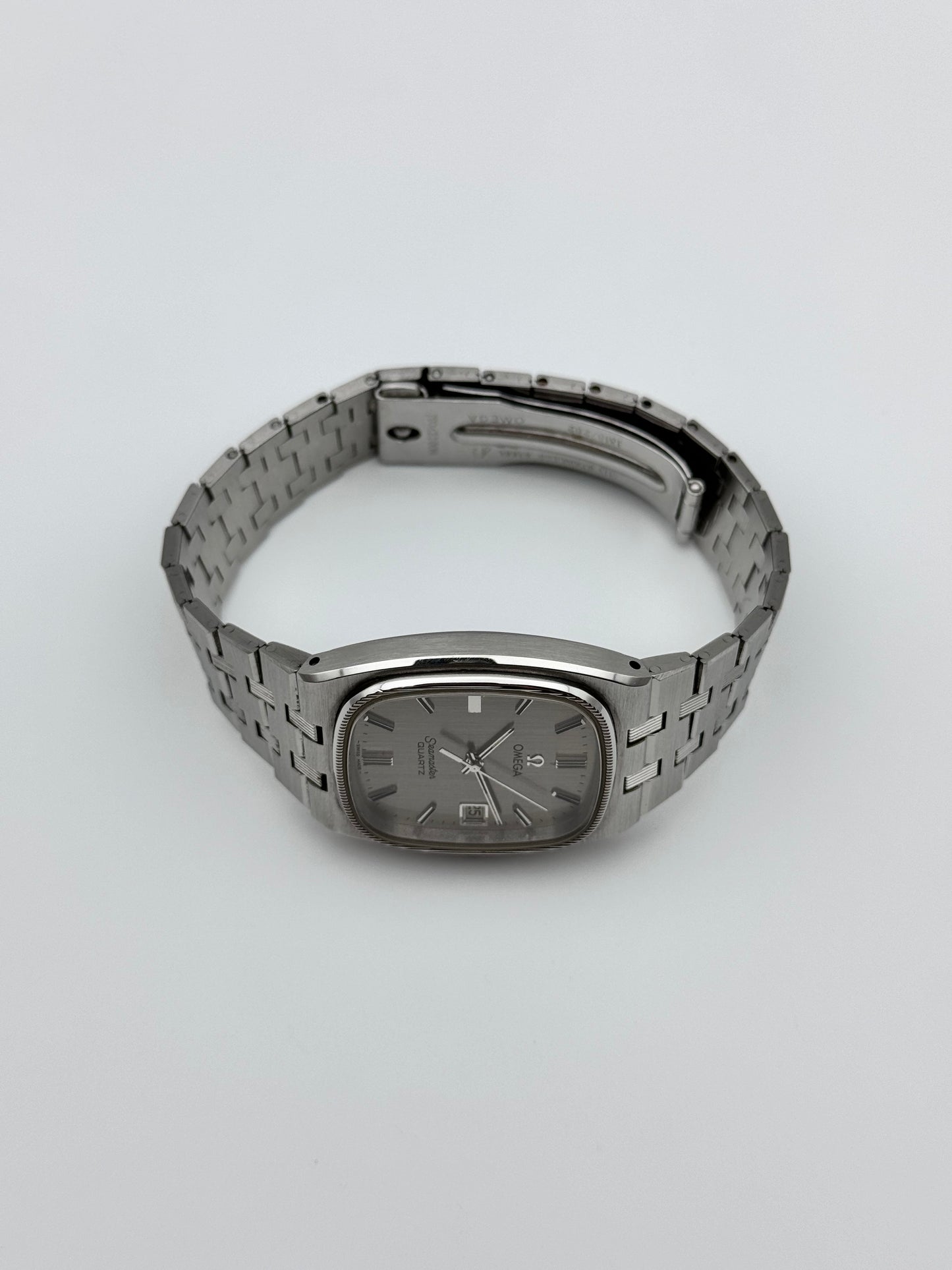 Omega Seamaster Quartz Date 196.0177