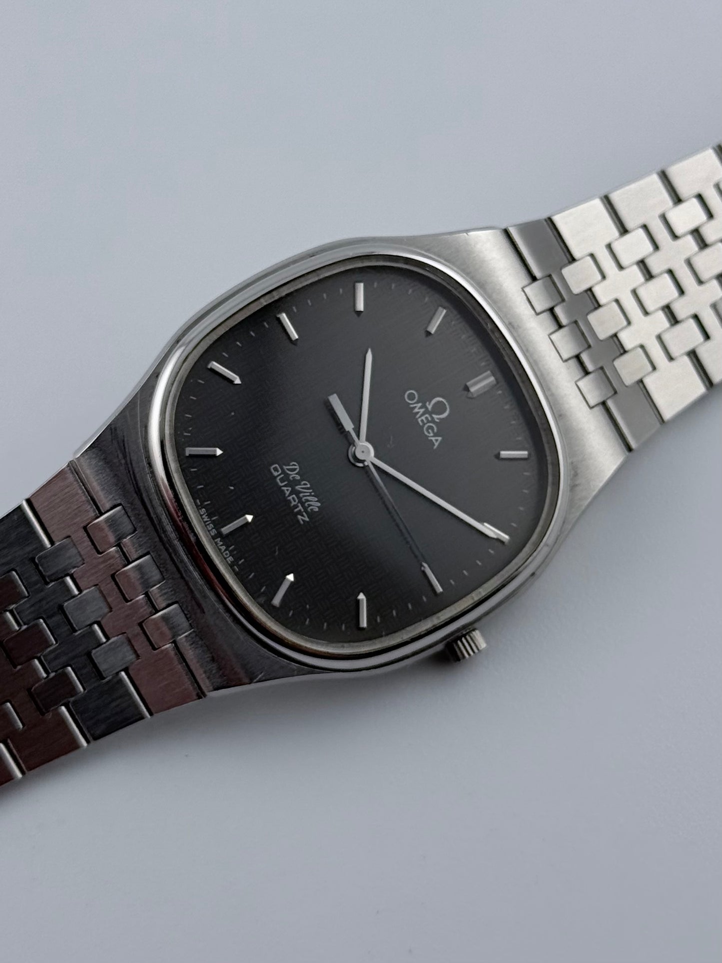 Omega De Ville Quartz - 195.0015 Rare Dial