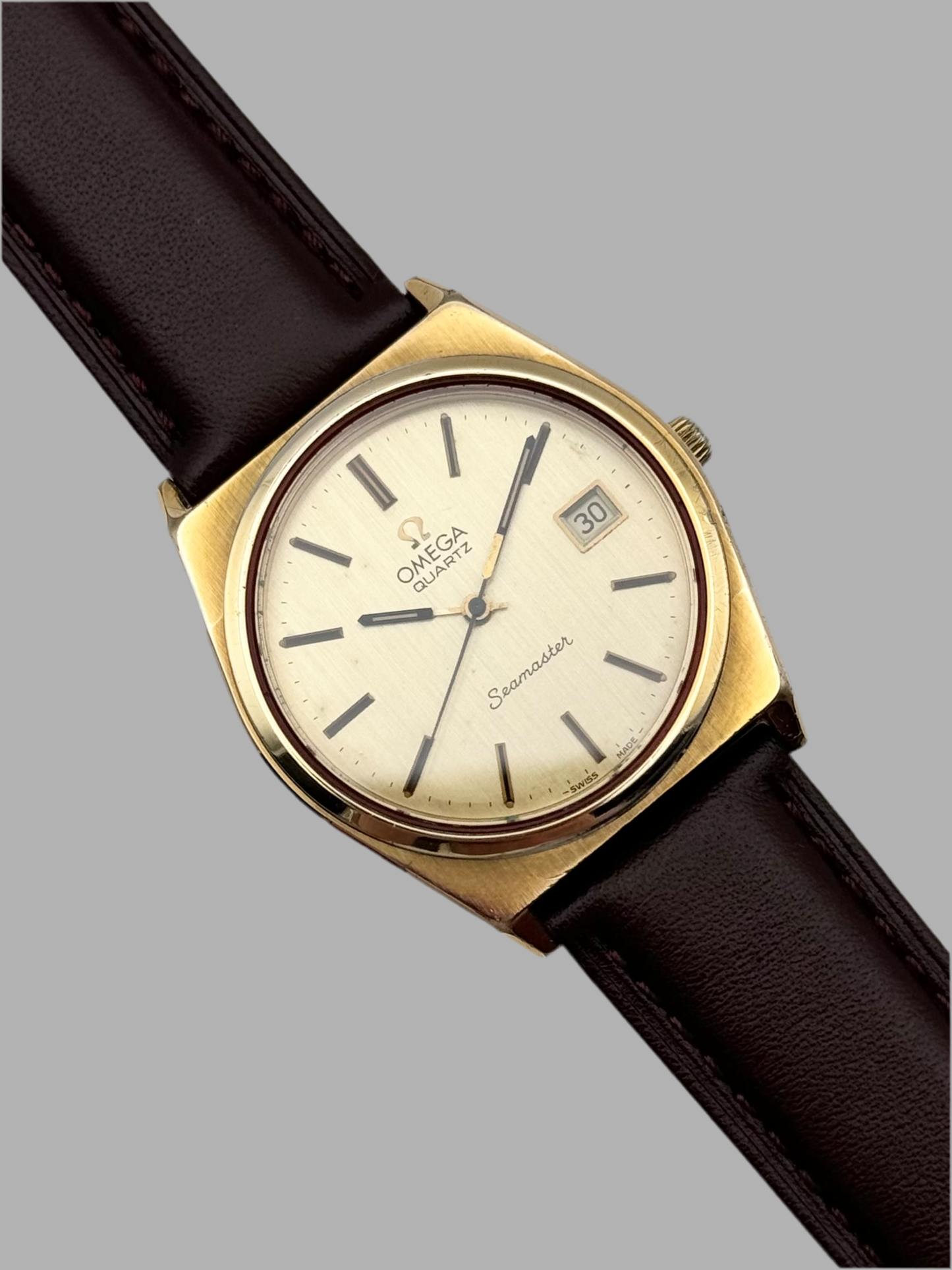 Omega Seamaster Quartz Date 196.0088