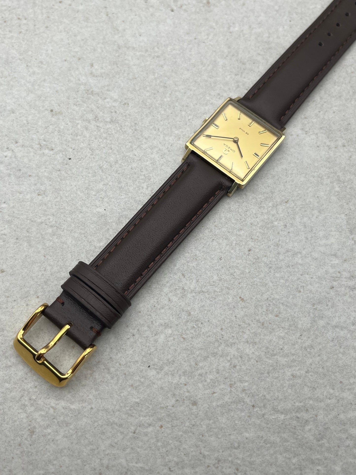 Omega DeVille Manual Wind 111.071